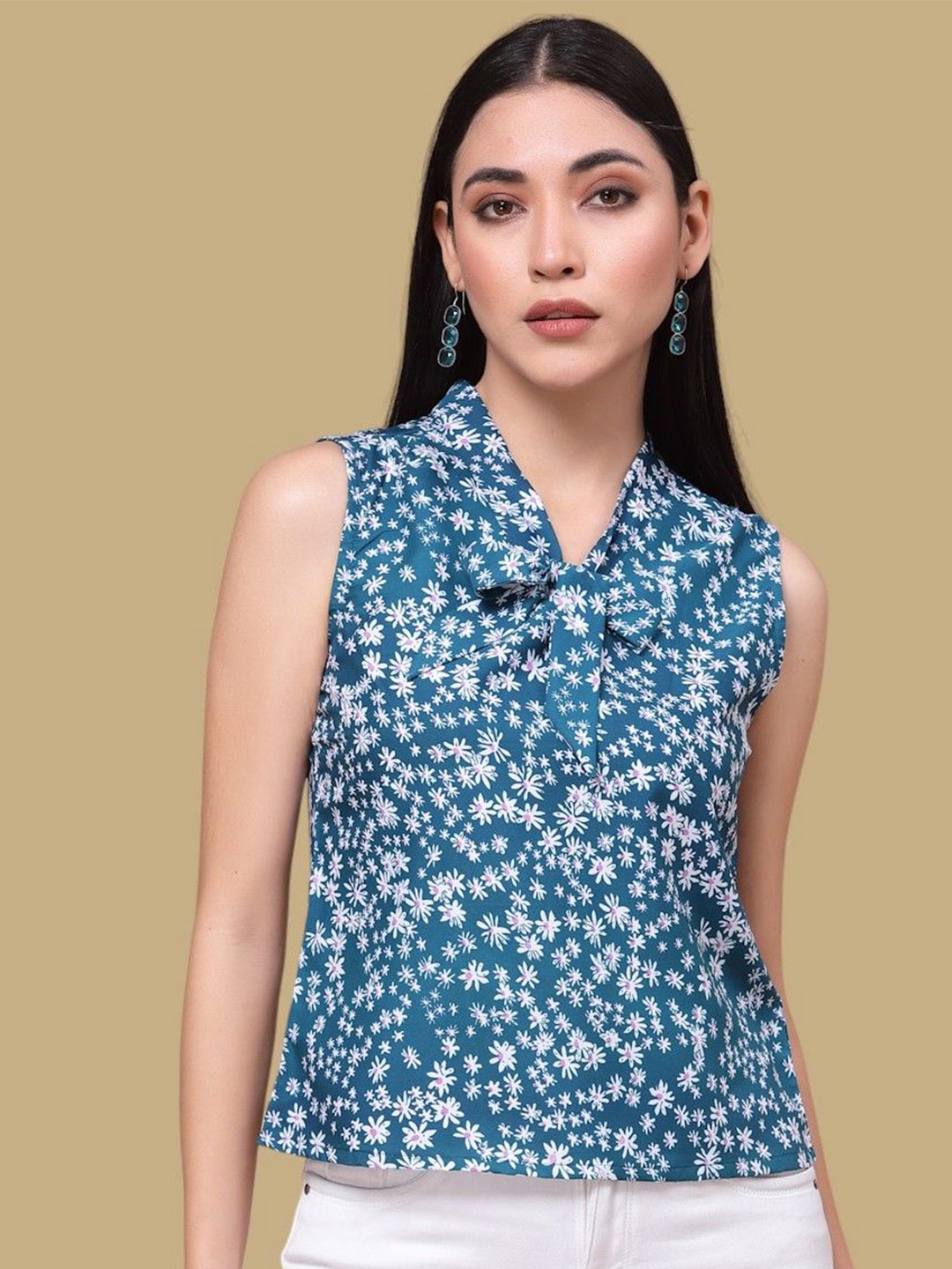 

Chemistry Floral Print Tie-Up Neck Crepe Top, Green