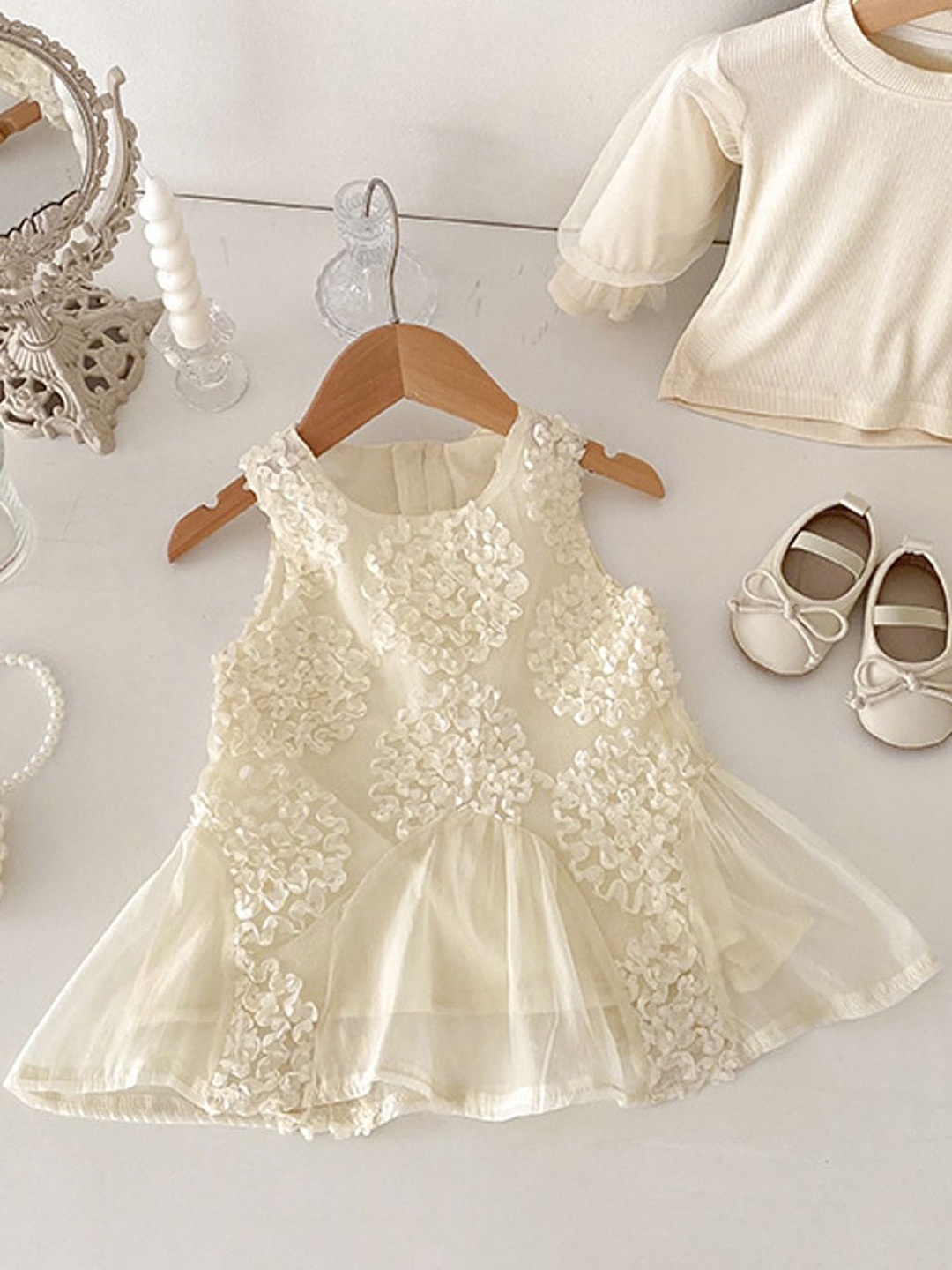 

LULU & SKY Sheath Dress, White