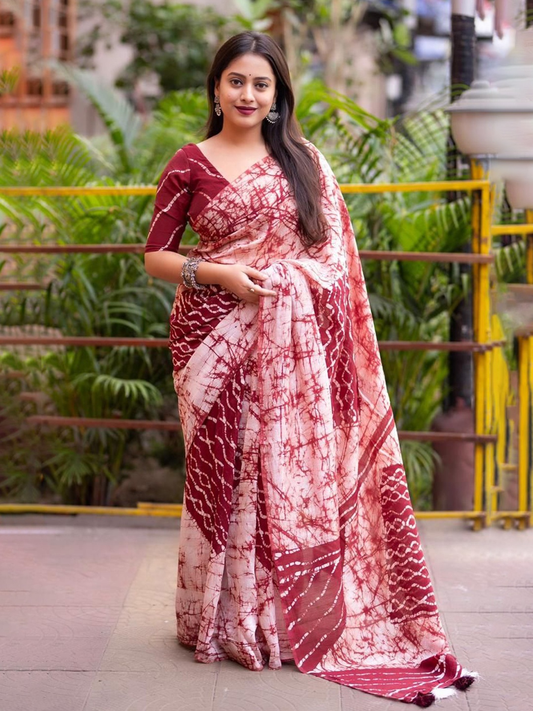 

Mitera Chanderi Saree, Red