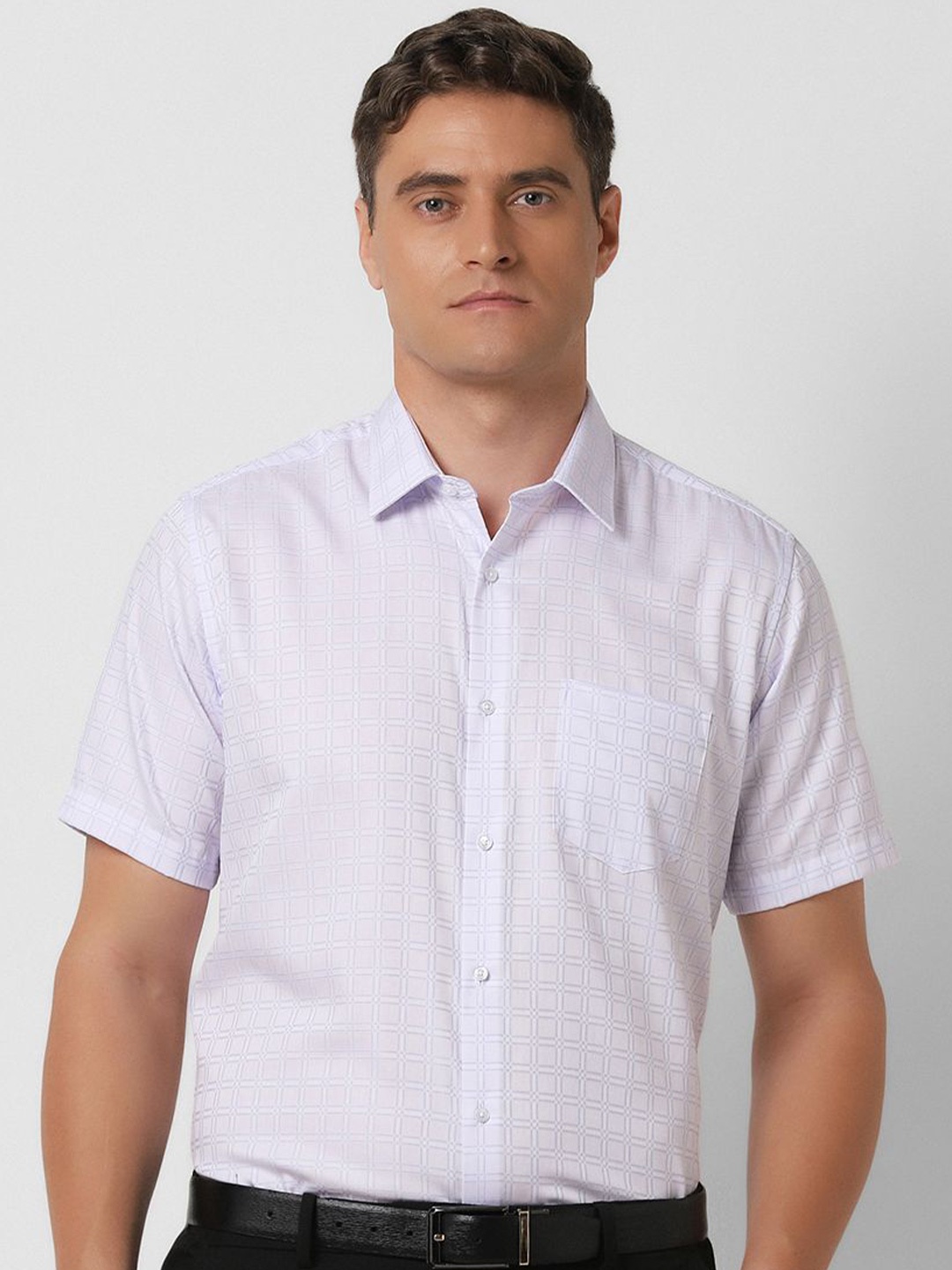 

Van Heusen Men Opaque Checked Party Shirt, Purple