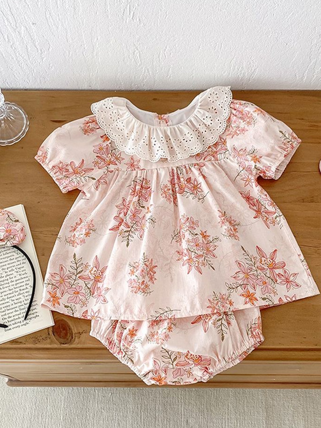 

LULU & SKY Girls Printed Top with Shorts, Pink