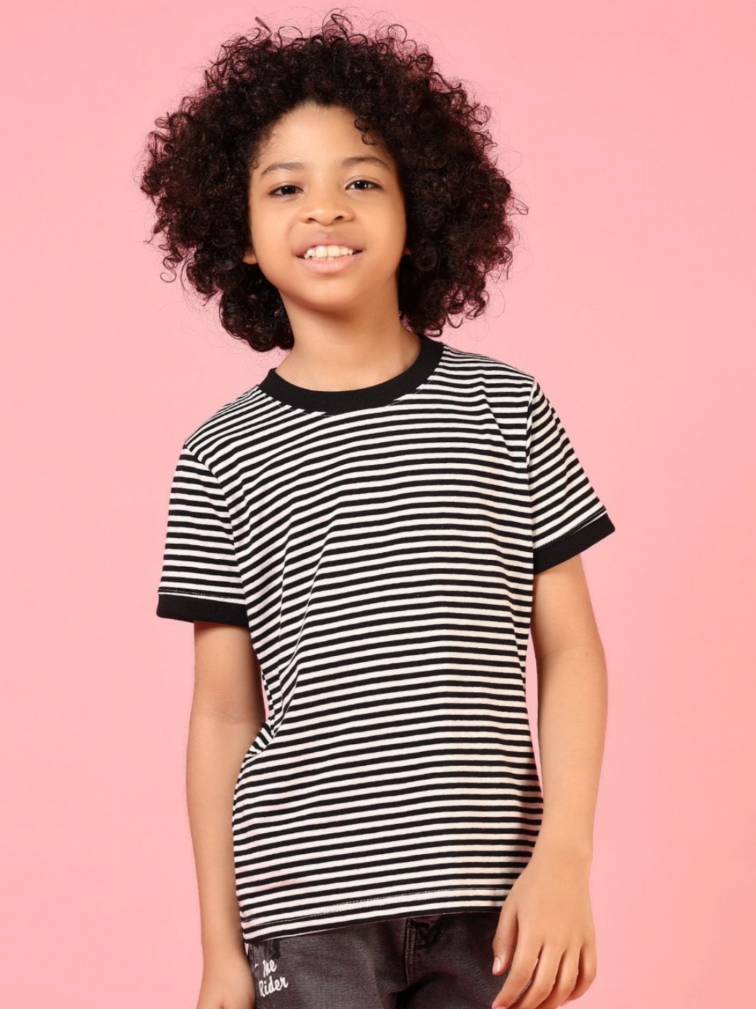 

V-Mart Boys Striped Monochrome Cut Outs T-shirt, Black