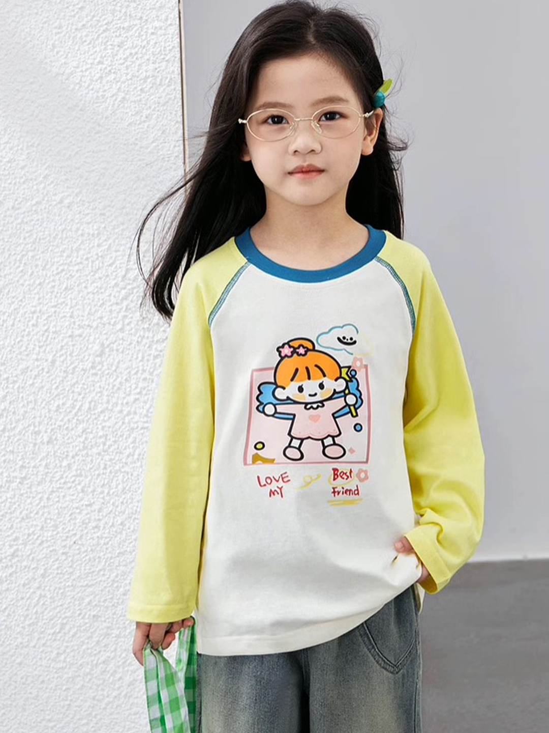 

LULU & SKY Girls Printed Raw Edge T-shirt, Yellow