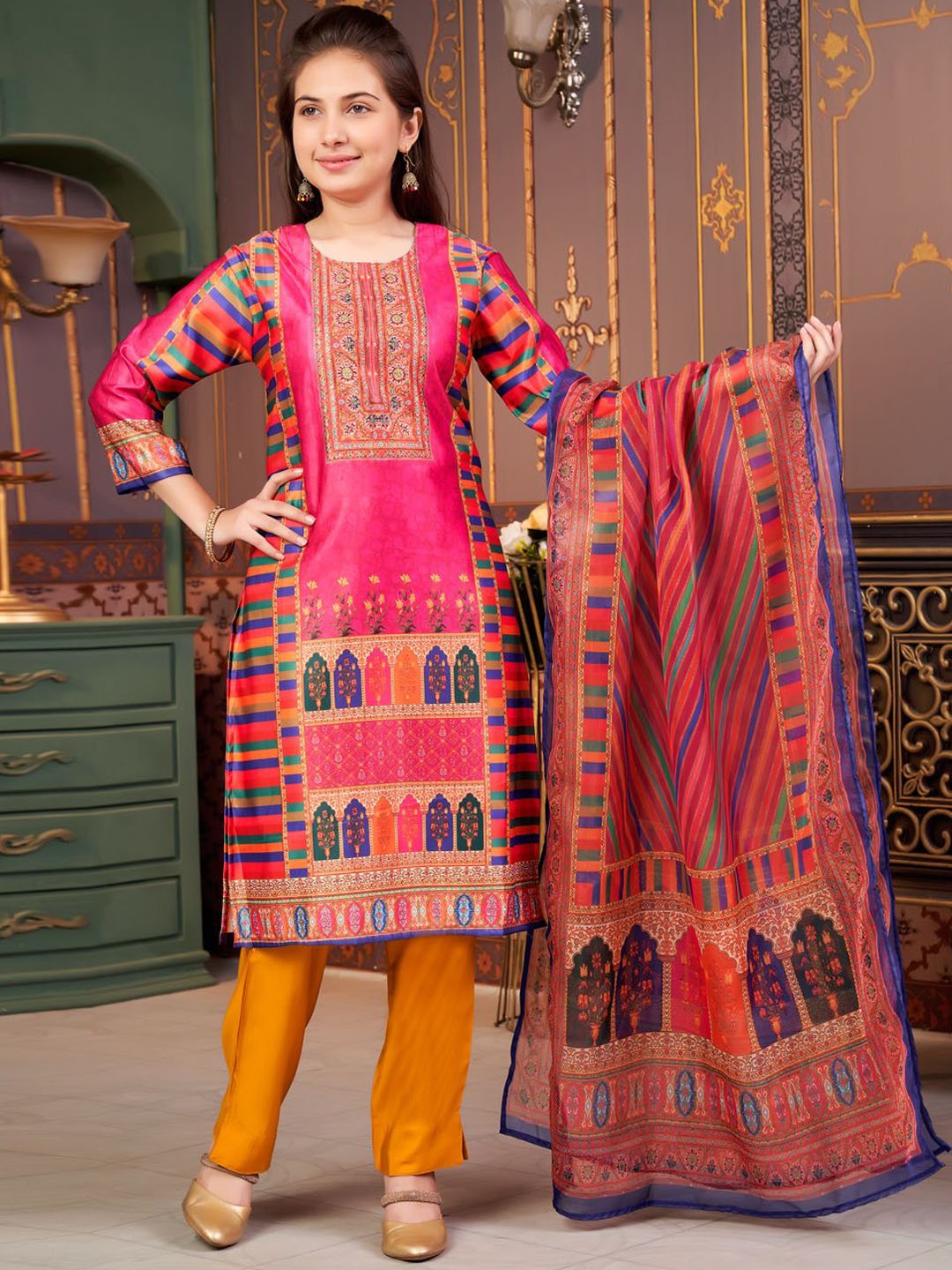 

Aarika Girls Floral Printed Regular Kurta with Palazzos & With Dupatta, Pink