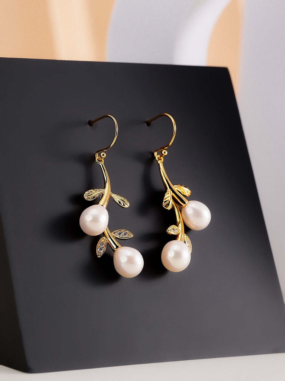

DIAVO Contemporary Drop Earrings, Gold