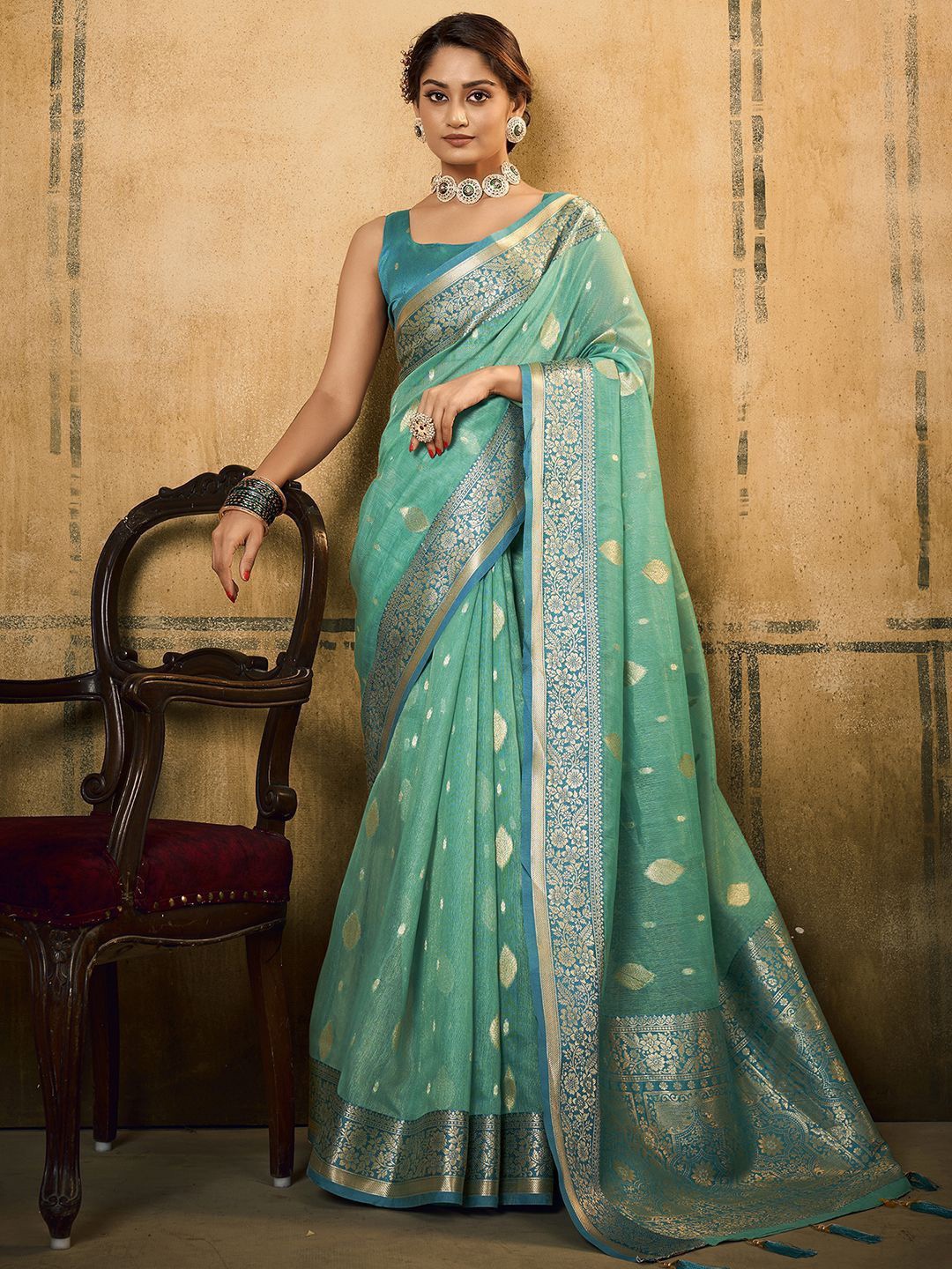 

DIVASTRI Ethnic Motifs Zari Silk Blend Banarasi Saree, Green