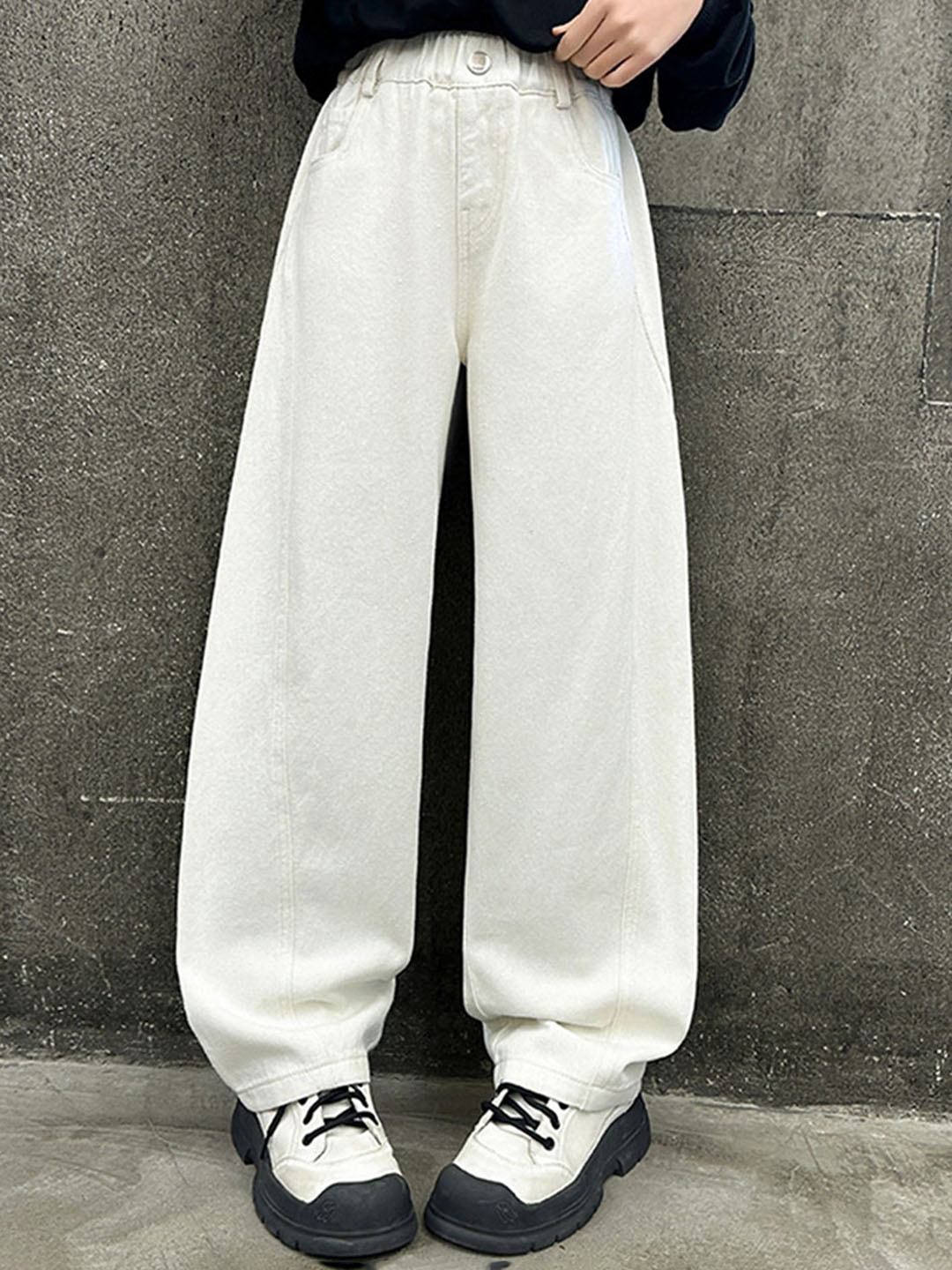 

LULU & SKY Girls High-Rise Trousers, White