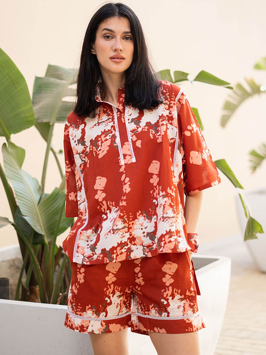 

Aura By Sanskrutihomes Floral Printed Pure Cotton Shirt With Shorts Co-Ords, Rust