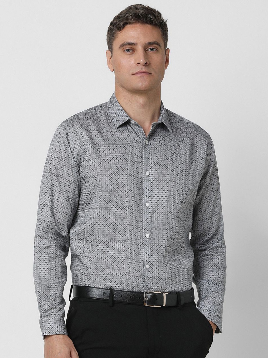 

V Dot Men Slim Fit Opaque Printed Party Shirt, Grey