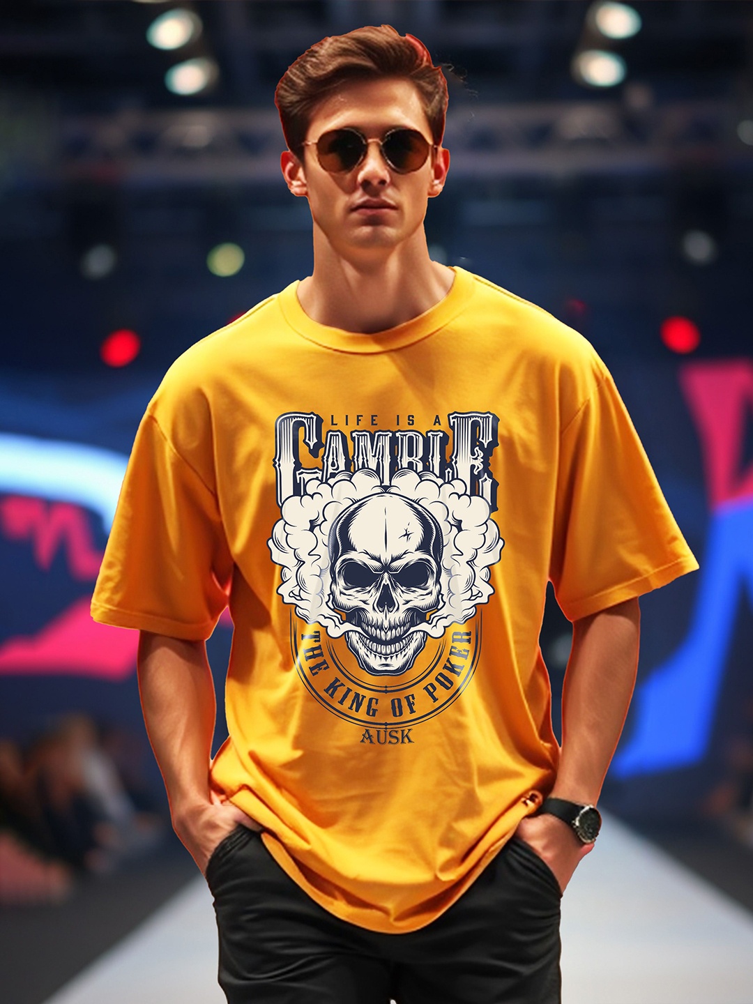 

AUSK Men Printed Applique T-shirt, Yellow
