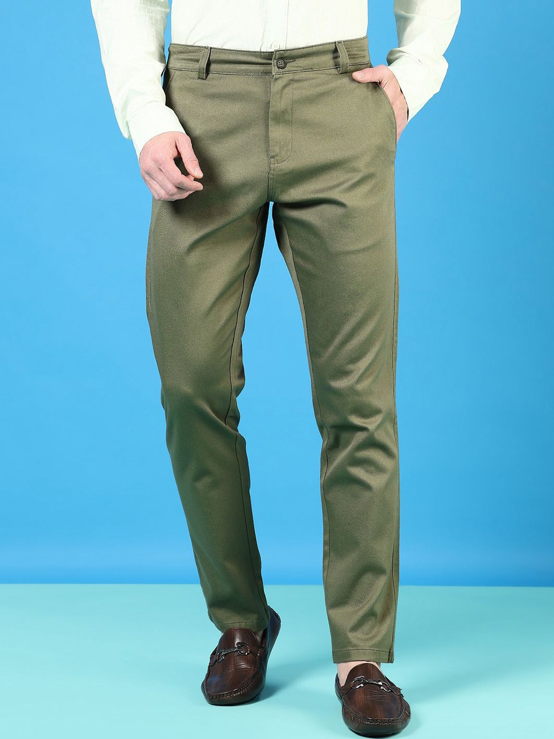 

V-Mart Men Chinos Trousers, Green
