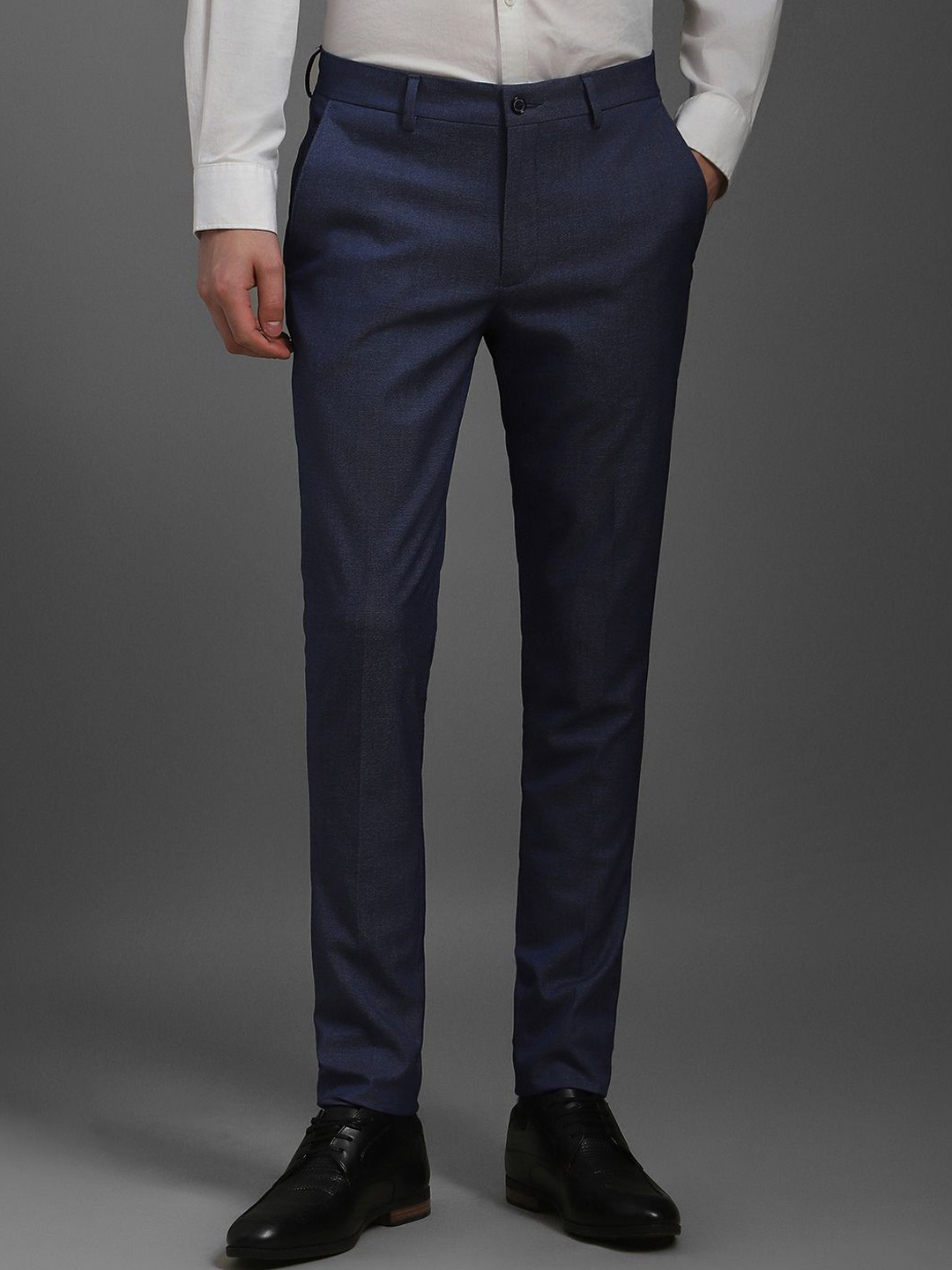 

Louis Philippe Men Slim Fit Trousers, Navy blue