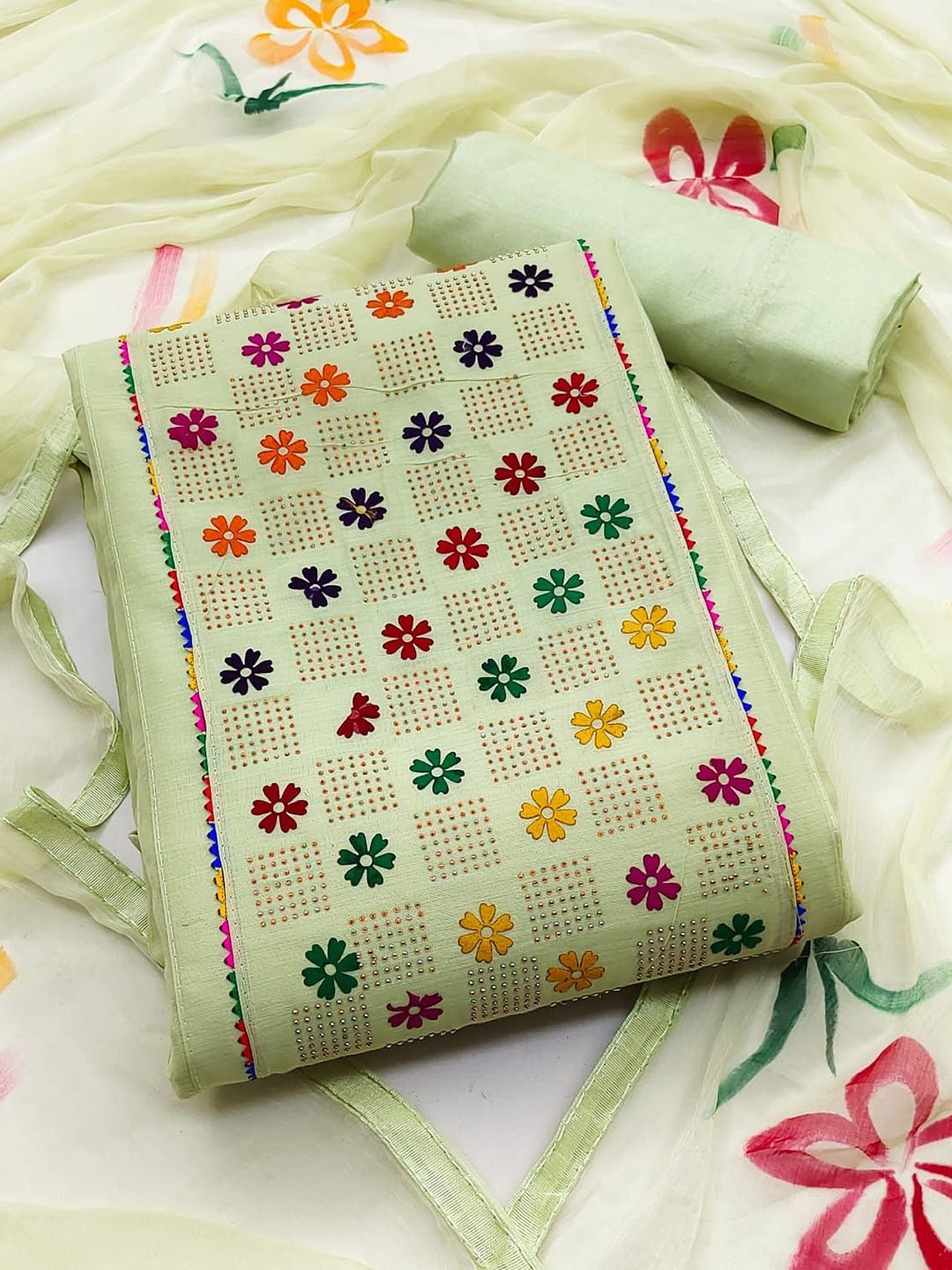 

SAINOOR Embroidered Unstitched Dress Material, Green