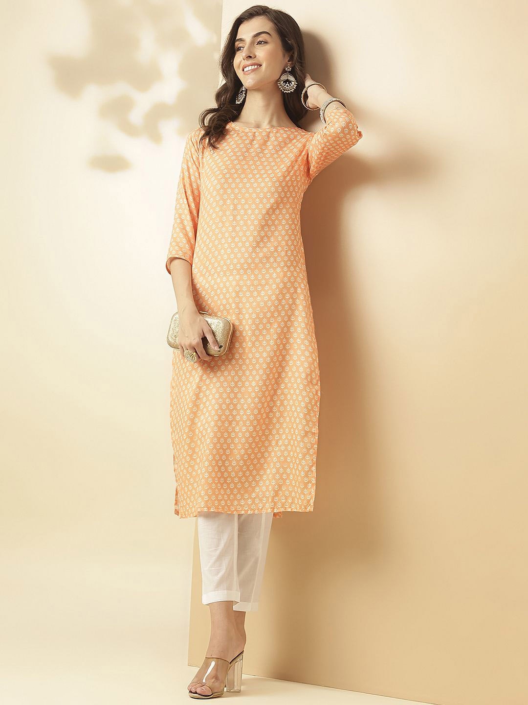 

DIVASTRI Women Floral Printed Regular Pure Cotton Kurta with Trousers, Orange
