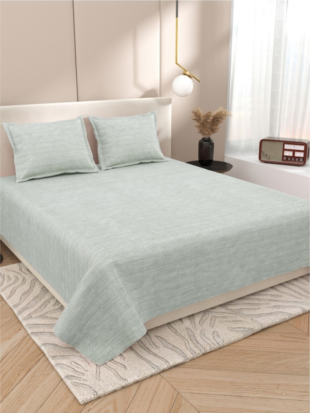 

Myntra Elegant Homes Grey 220 TC King Bedsheet with 2 Pillow Covers