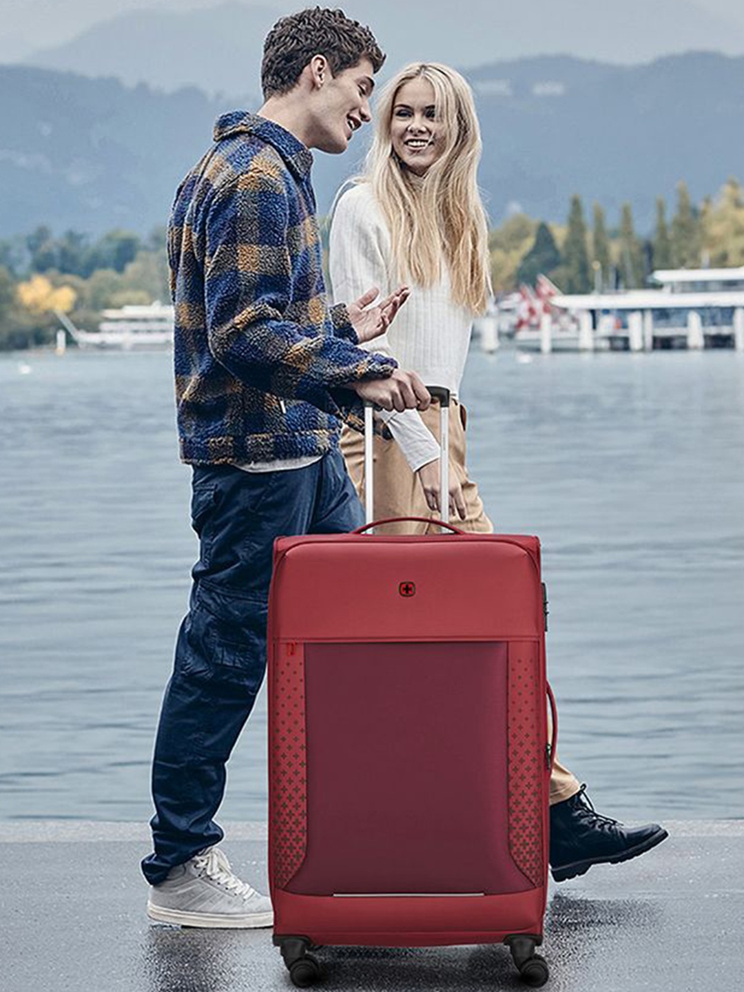 

Wenger Veric Soft Sided Large Trolly Bag, Red