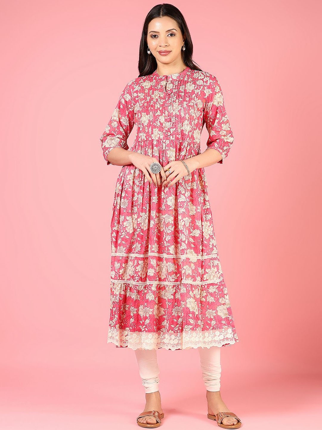 

V-Mart Women Printed Kurta, Pink