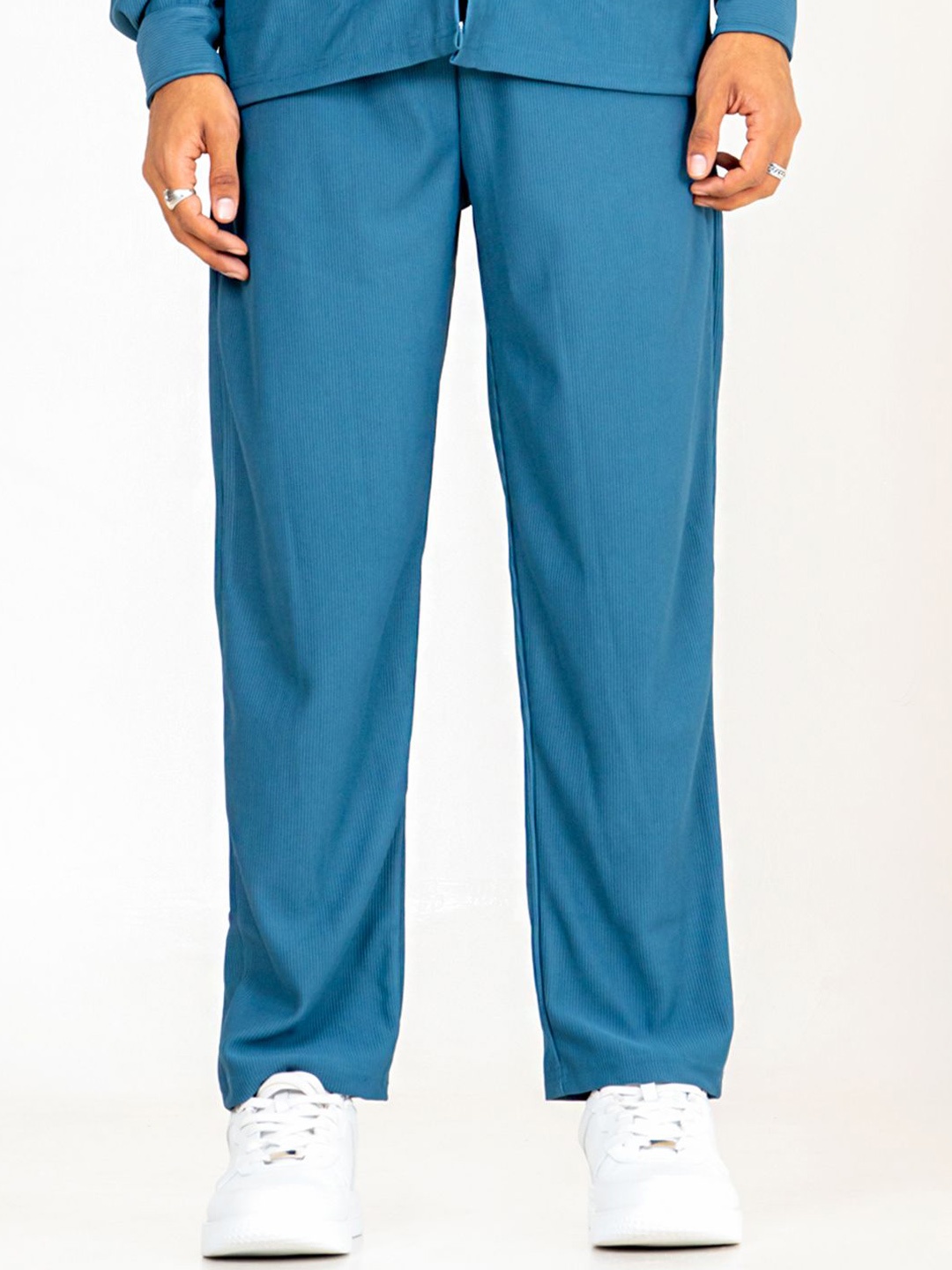 

Tistabene Men Relaxed Trousers, Teal