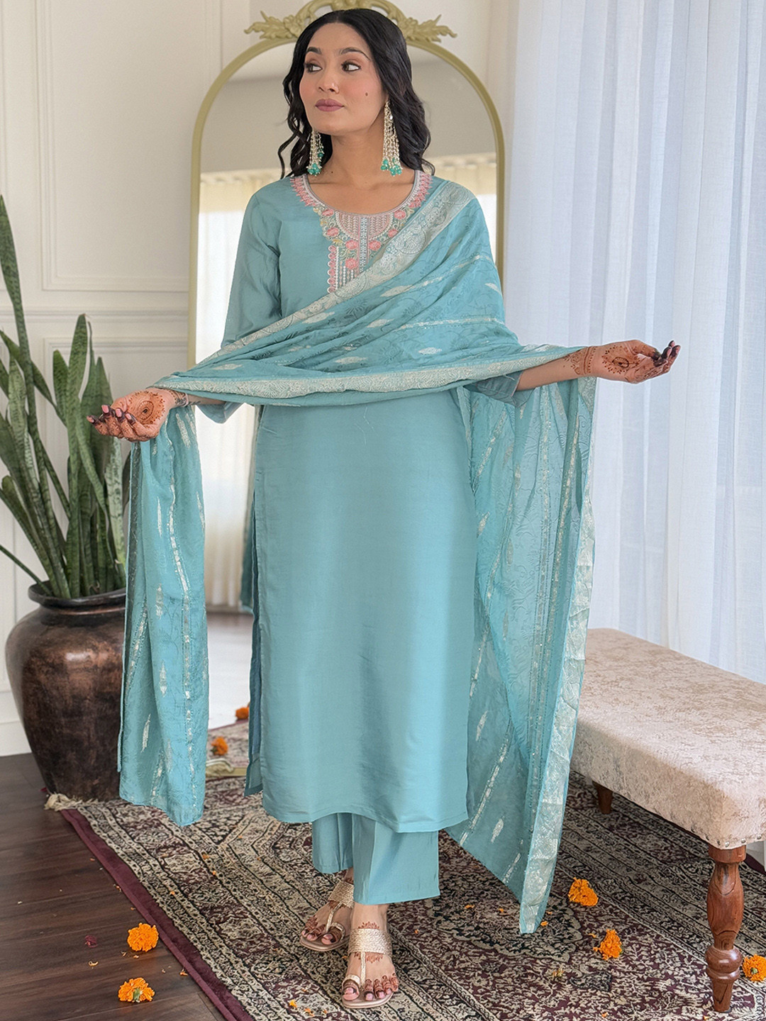 

PARNAVI Women Embroidered Regular Thread Work Chanderi Silk Kurti with Trousers & With Dupatta, Blue