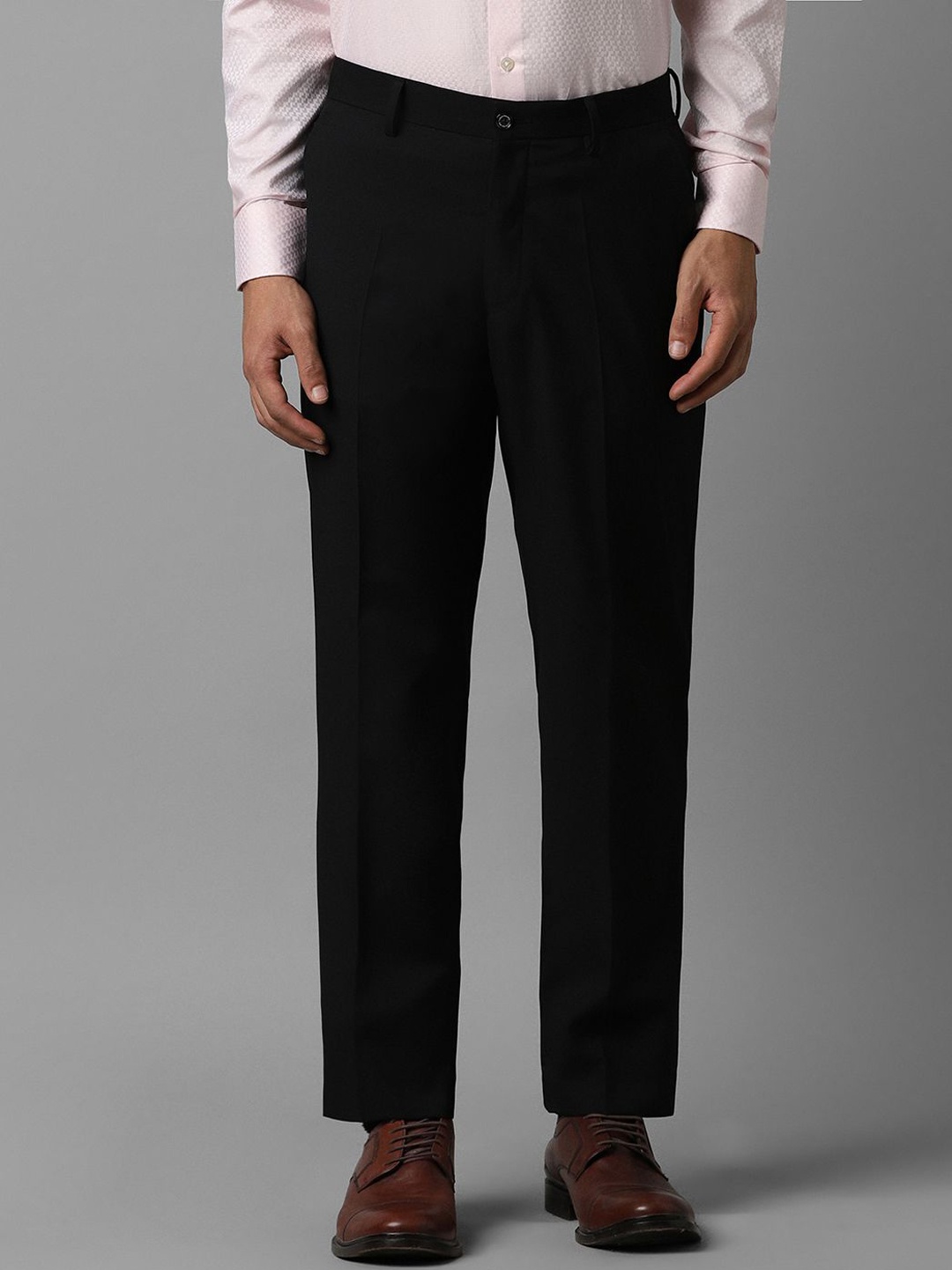 

Louis Philippe Men Slim Fit Trousers, Black