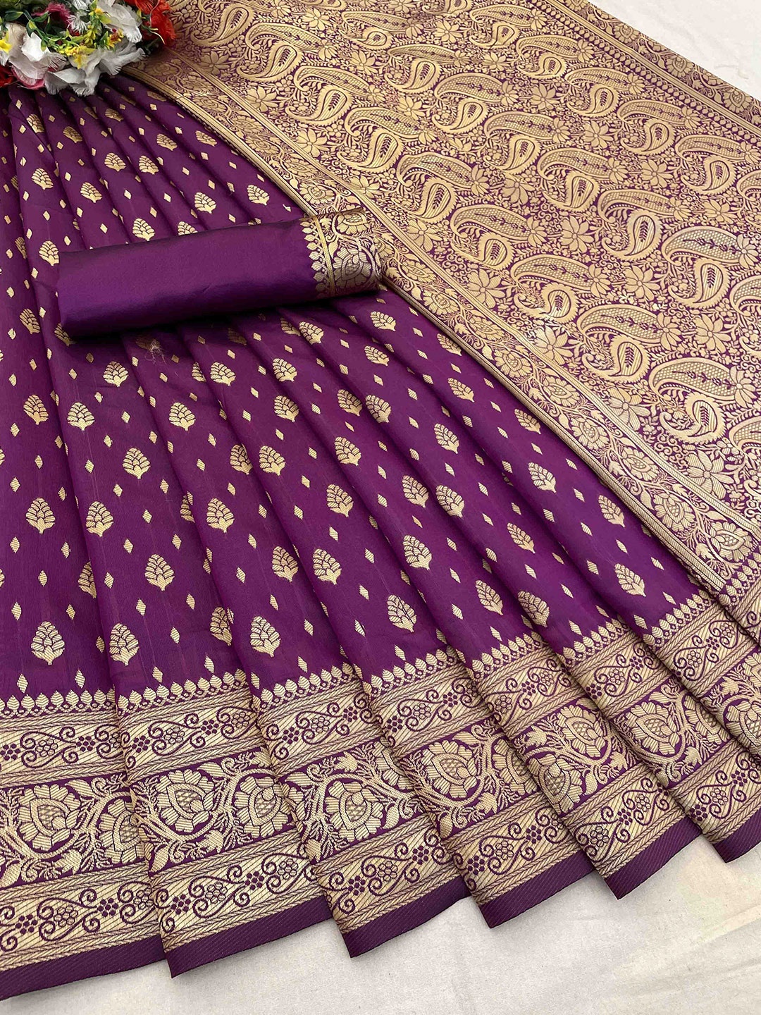 

KALINI Woven Design Zari Silk Blend Banarasi Saree, Purple