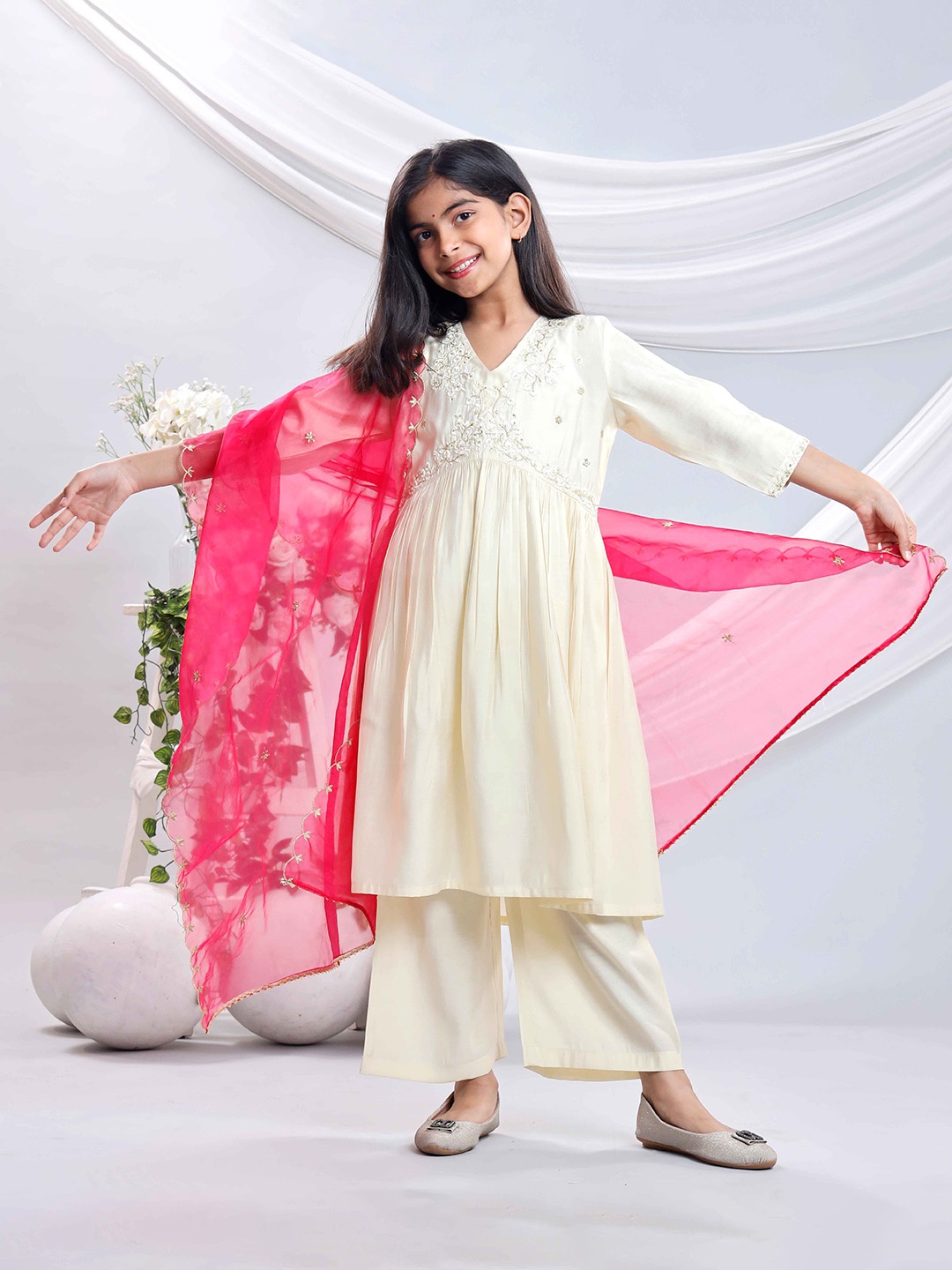

misbis Girls Embroidered Regular Sequinned Kurti with Palazzos & With Dupatta, White