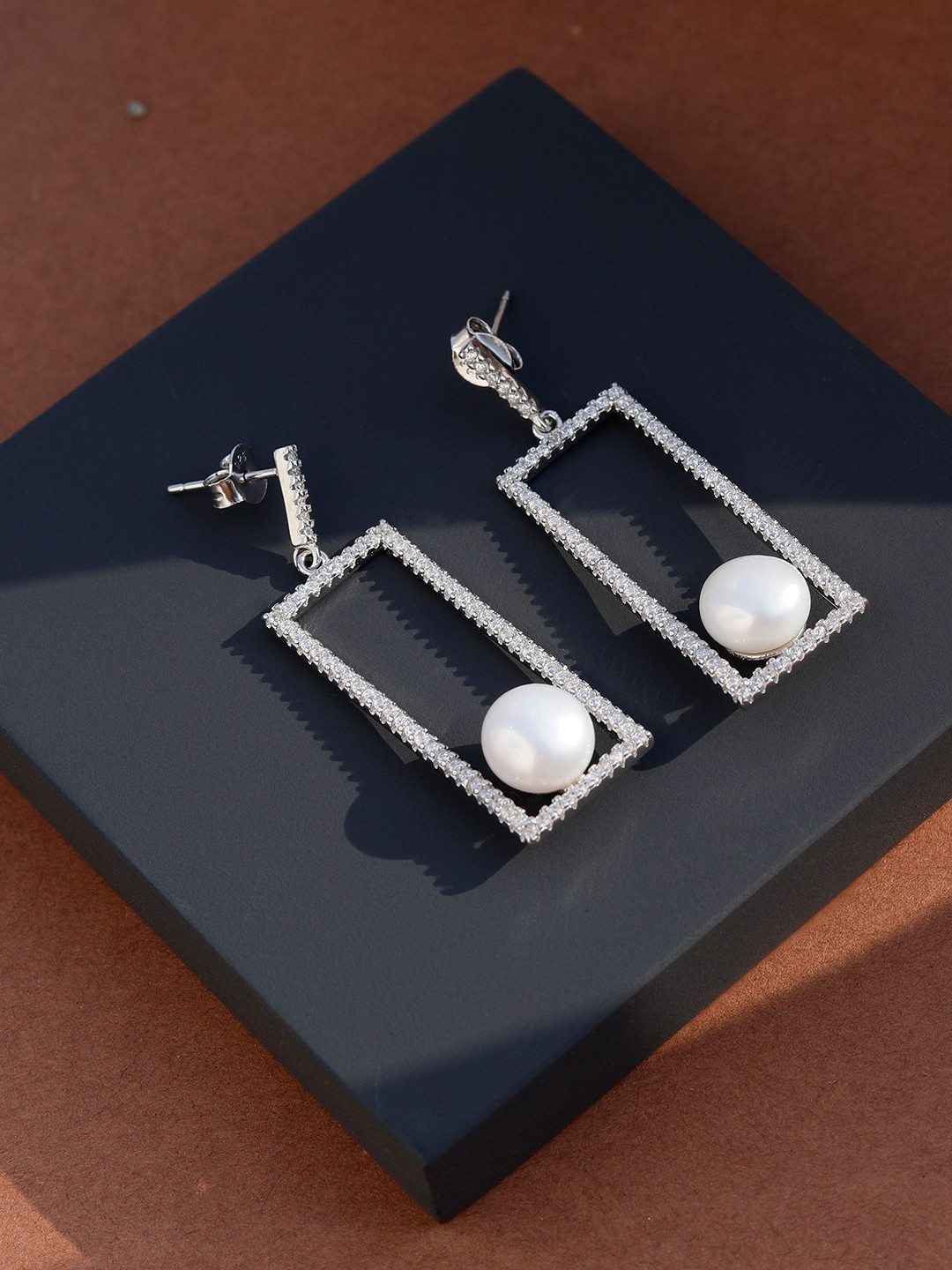 

DIAVO Contemporary Drop Earrings, Silver