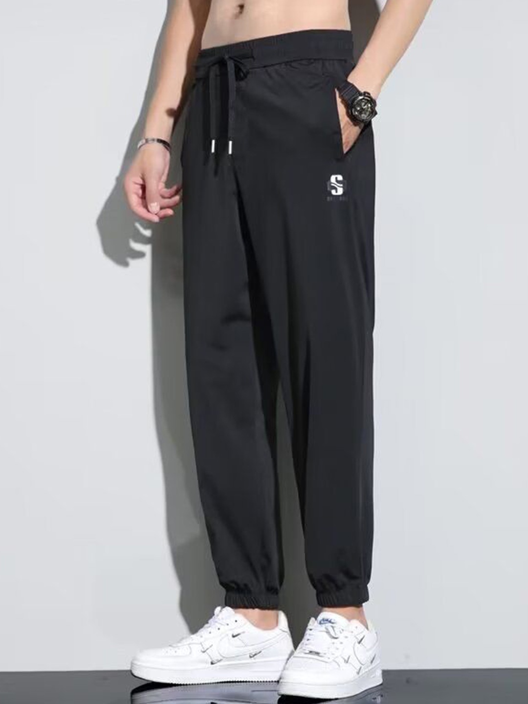 

StyleCast x Revolte Men Easy Wash Trousers, Black