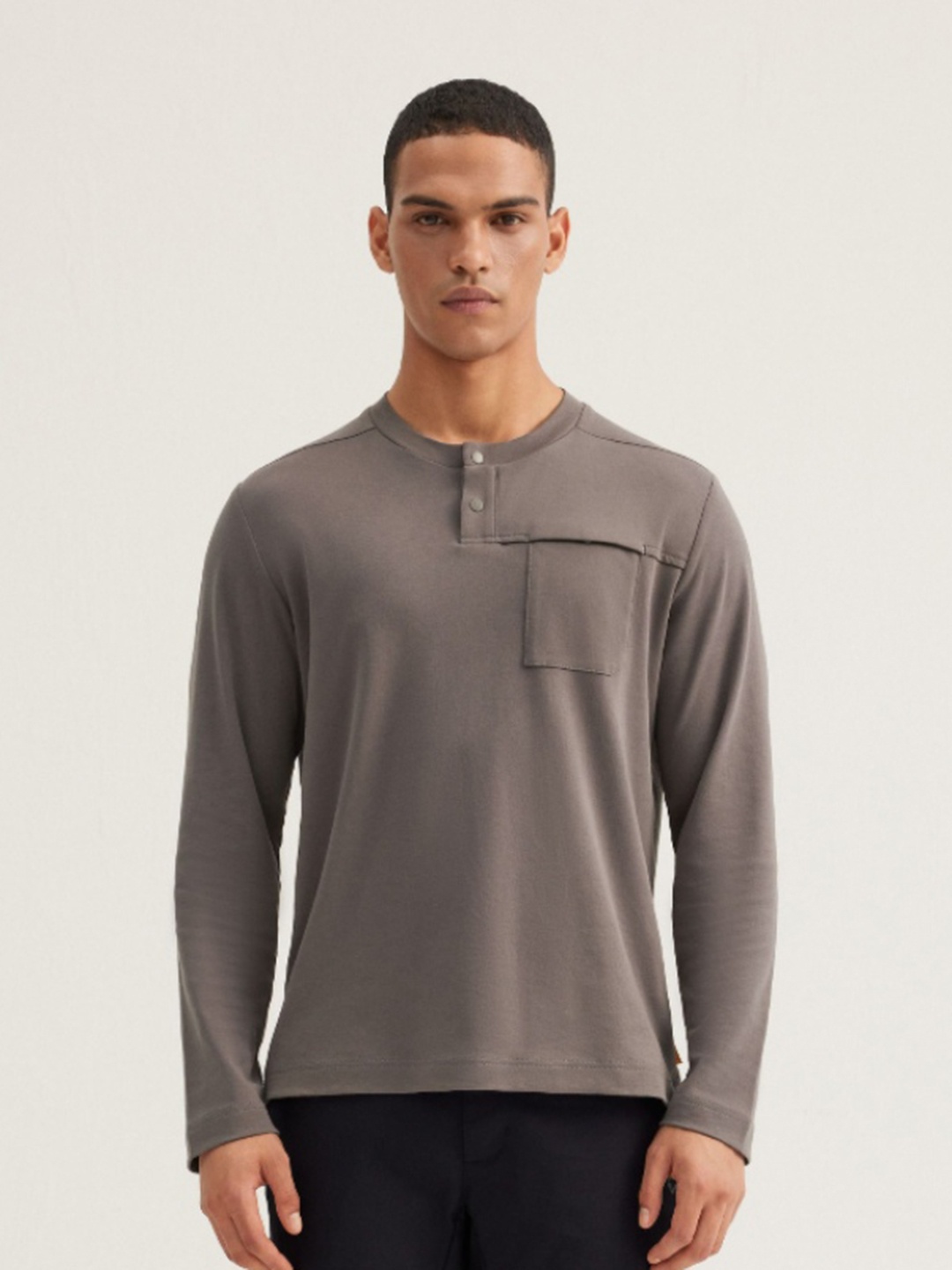 

Roam Everywhere Men T-shirt, Black