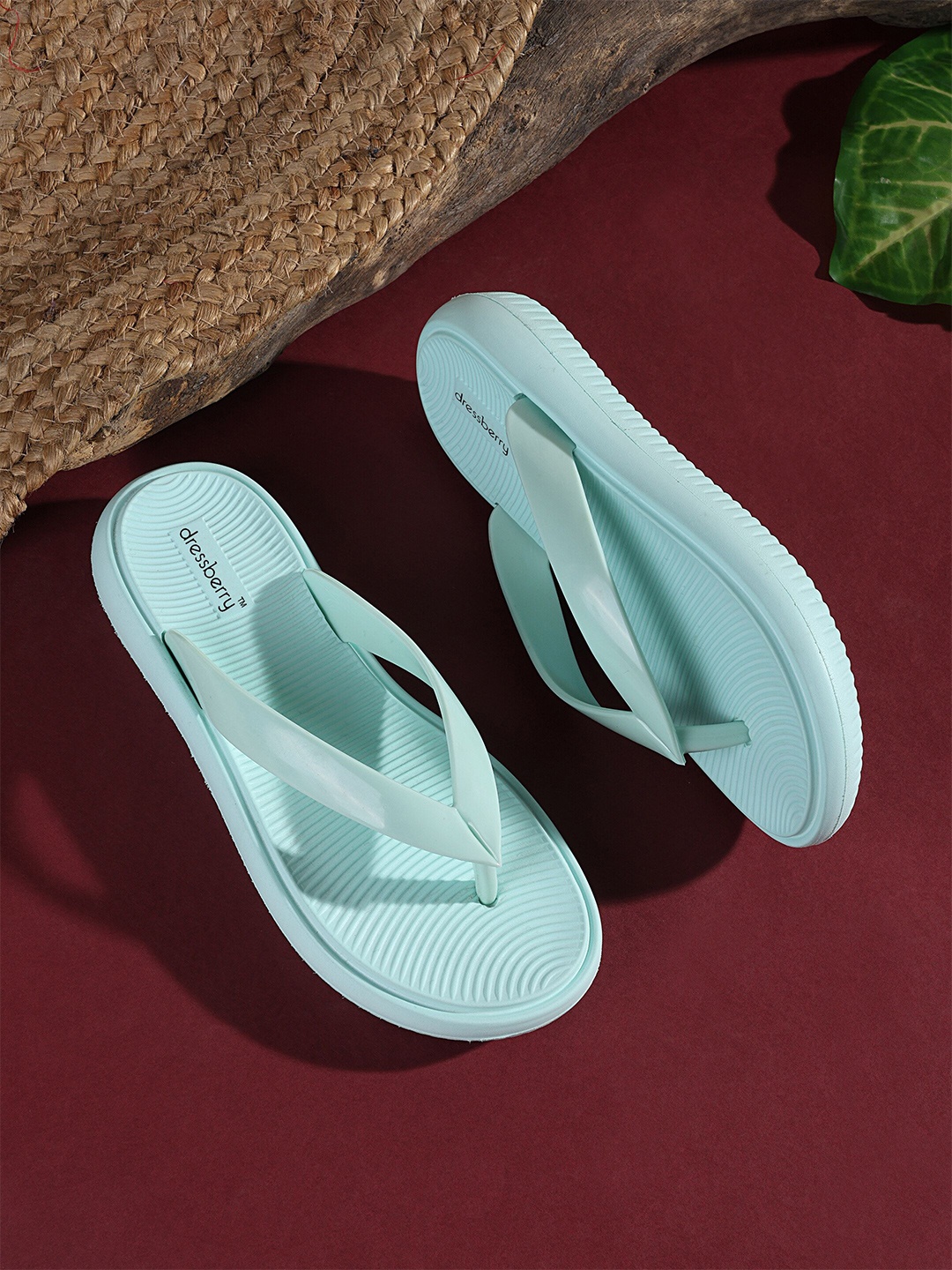 

DressBerry Women Rubber Thong Flip-Flops, Sea green