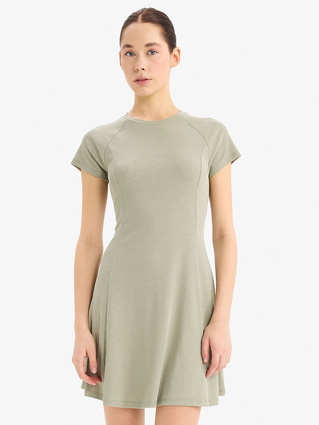 

DeFacto Dress, Na