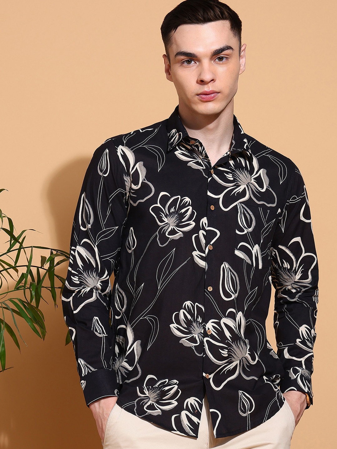 

Anouk Men Slim Fit Floral Opaque Printed Casual Shirt, Black