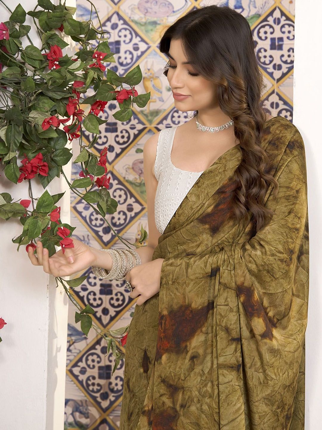 

DIVASTRI Pure Georgette Ready to Wear Saree, Brown