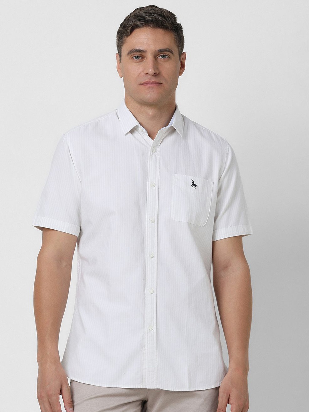 

Van Heusen Sport Men Slim Fit Opaque Striped Casual Shirt, White