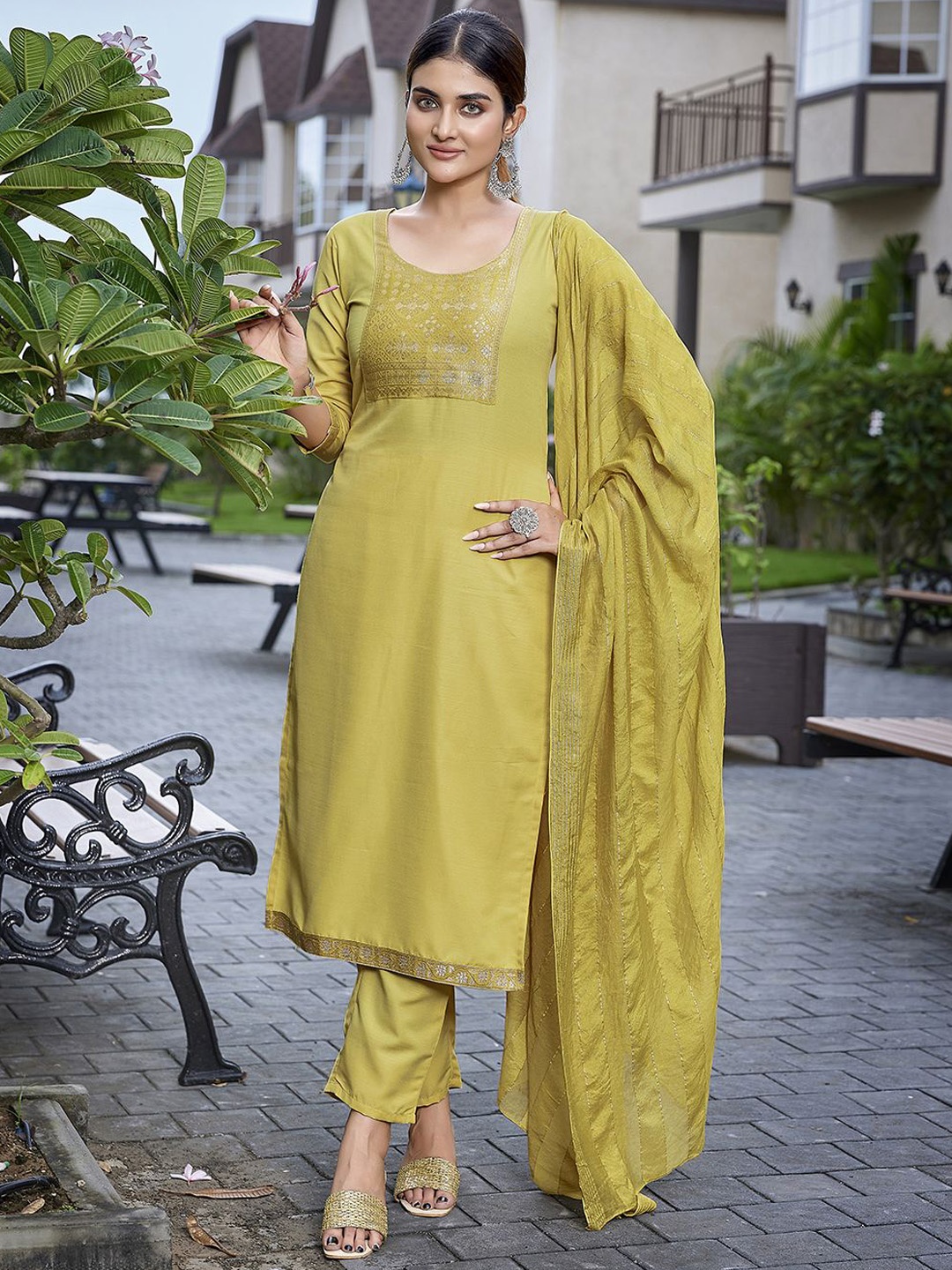 

HERE&NOW Women Regular Kurta with Trousers & With Dupatta, Yellow