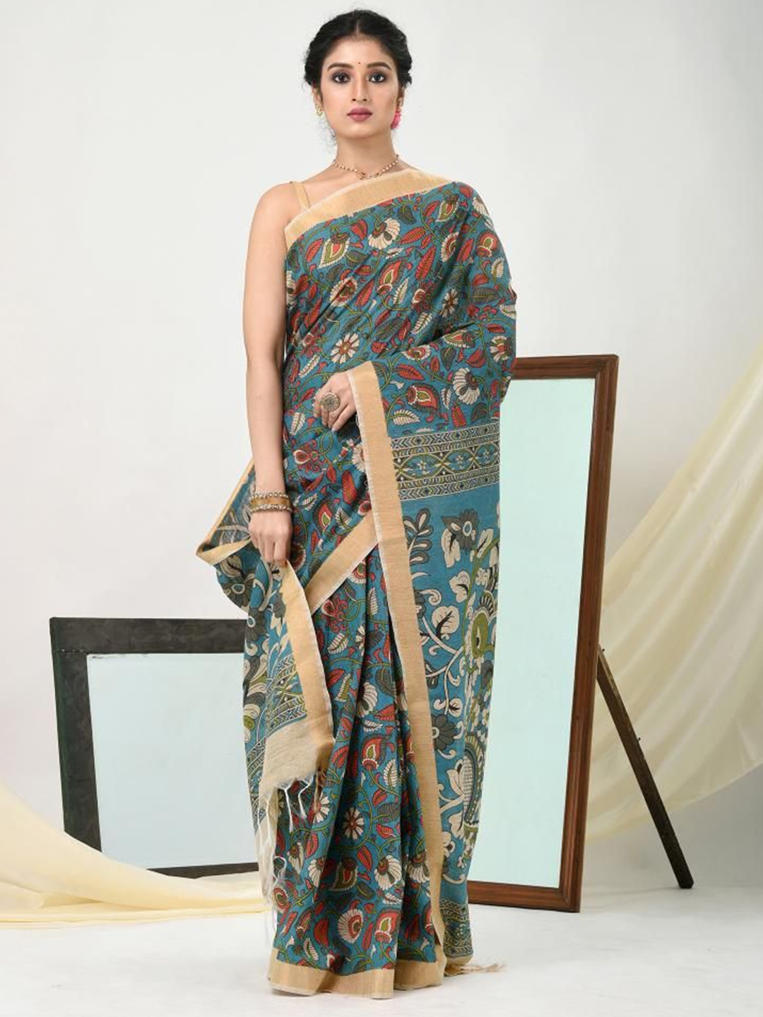 

VIBHAVARI Ethnic Motifs Zari Pure Cotton Saree, Green