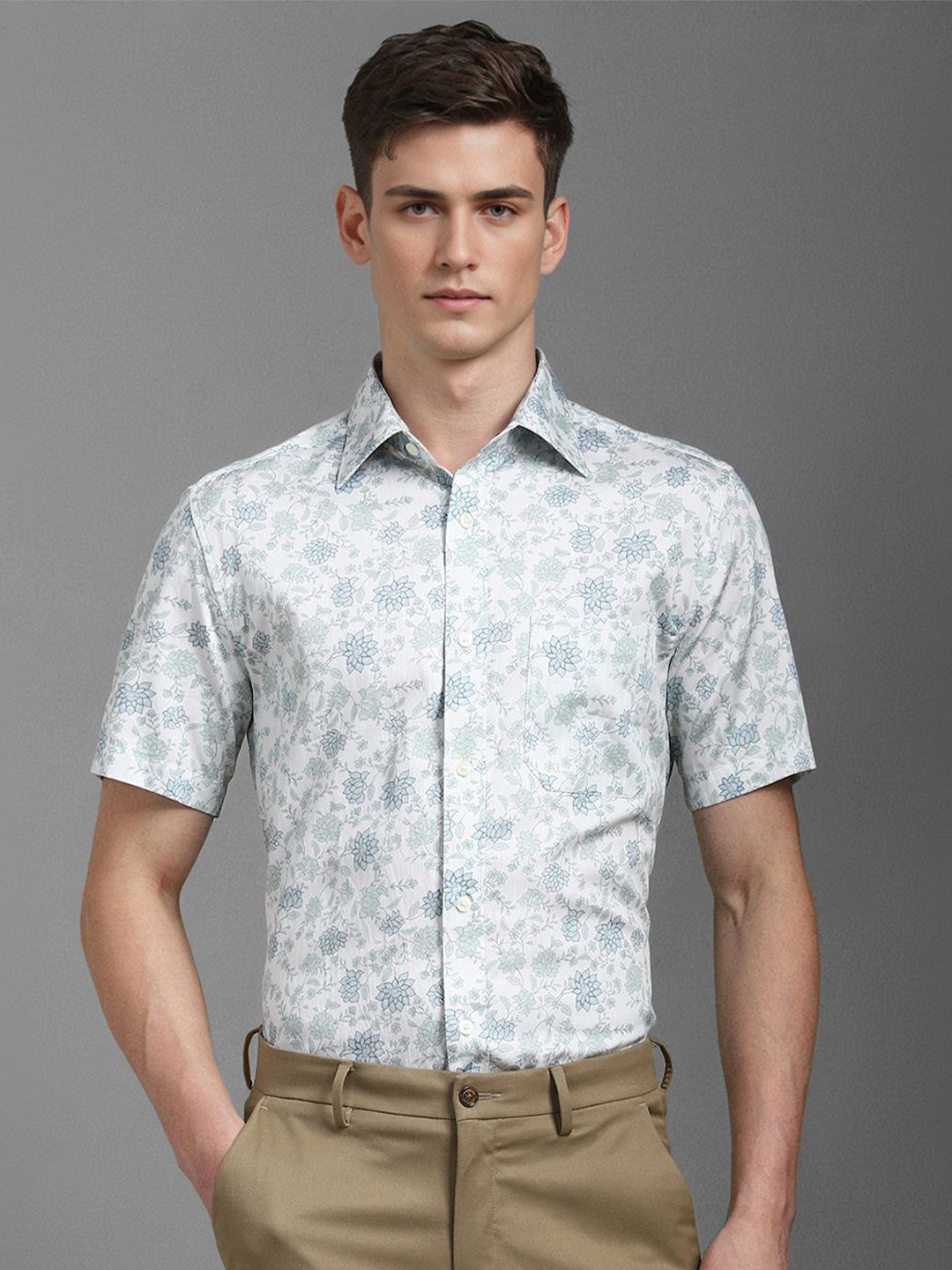 

Louis Philippe Men Floral Opaque Printed Formal Shirt, White