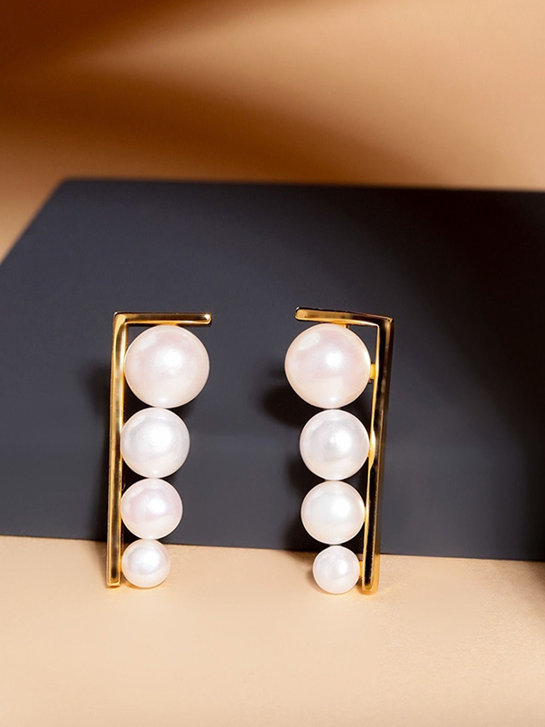 

DIAVO Contemporary Drop Earrings, Gold