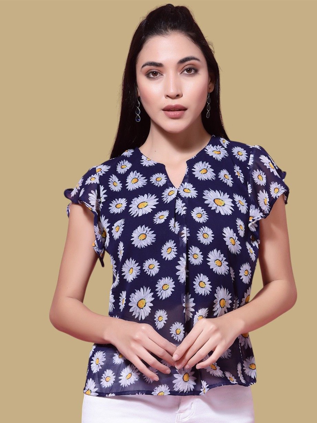 

Chemistry Floral Print Keyhole Neck Flutter Sleeve Georgette Top, Blue