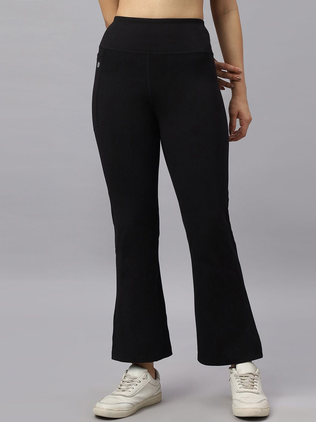 

Soie Mid-Rise Fit & Flared 4-Way Stretch & Compression Waistband Tights, Black