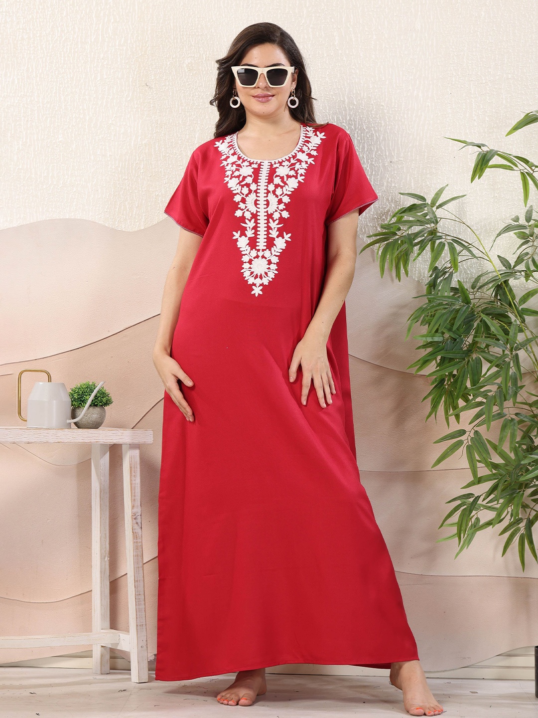 

EASY MOM Embroidered Maxi Dress, Pink