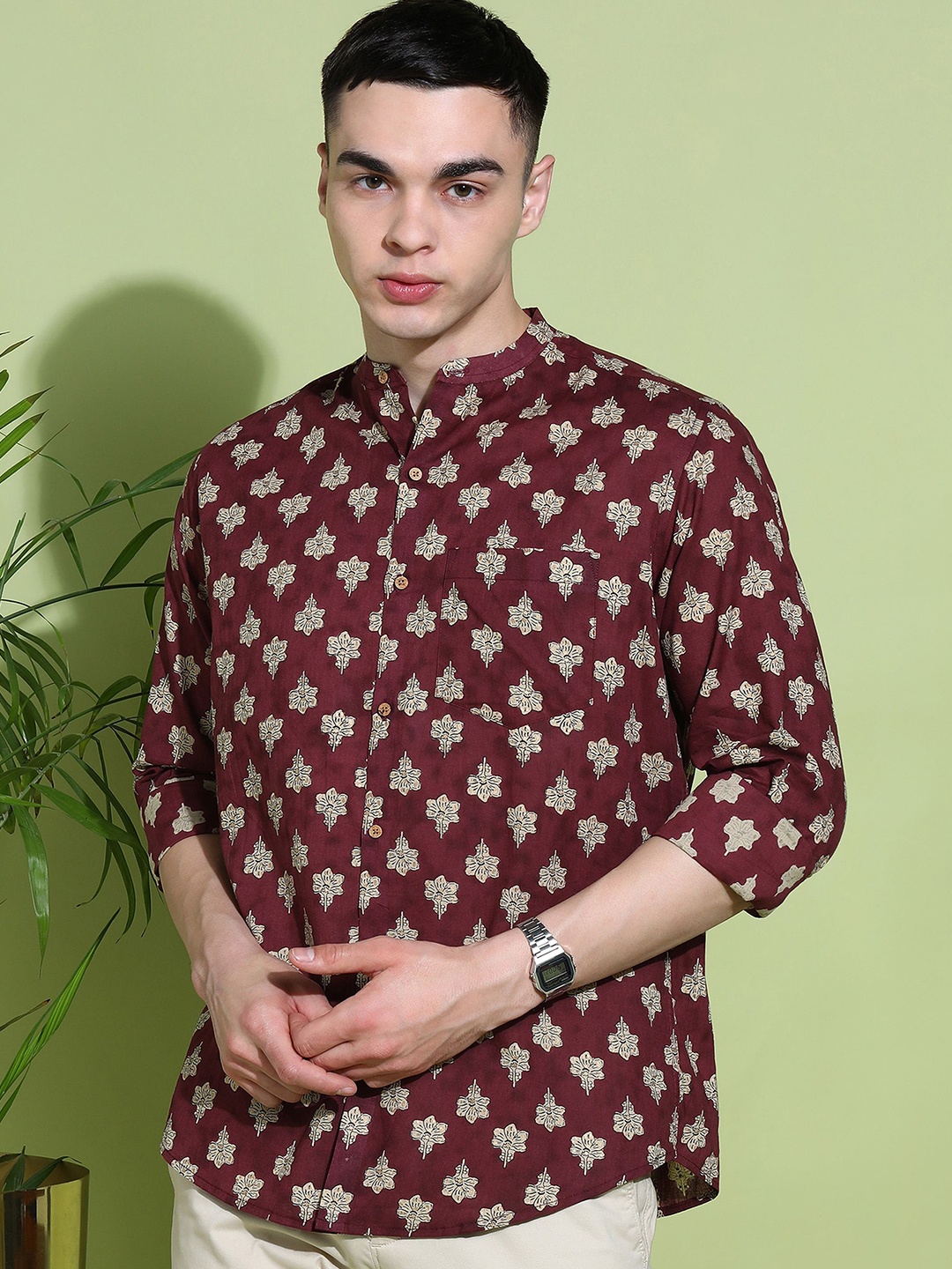 

Anouk Men Slim Fit Opaque Printed Casual Shirt, Maroon