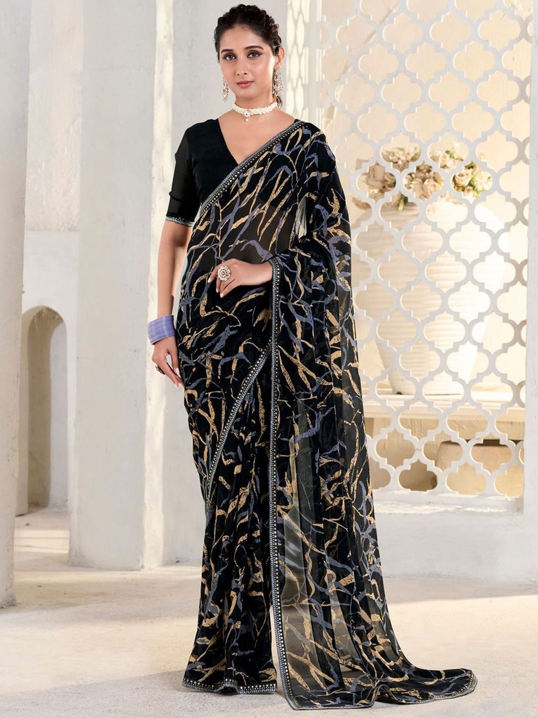 

DIVASTRI Pure Georgette Saree, Black