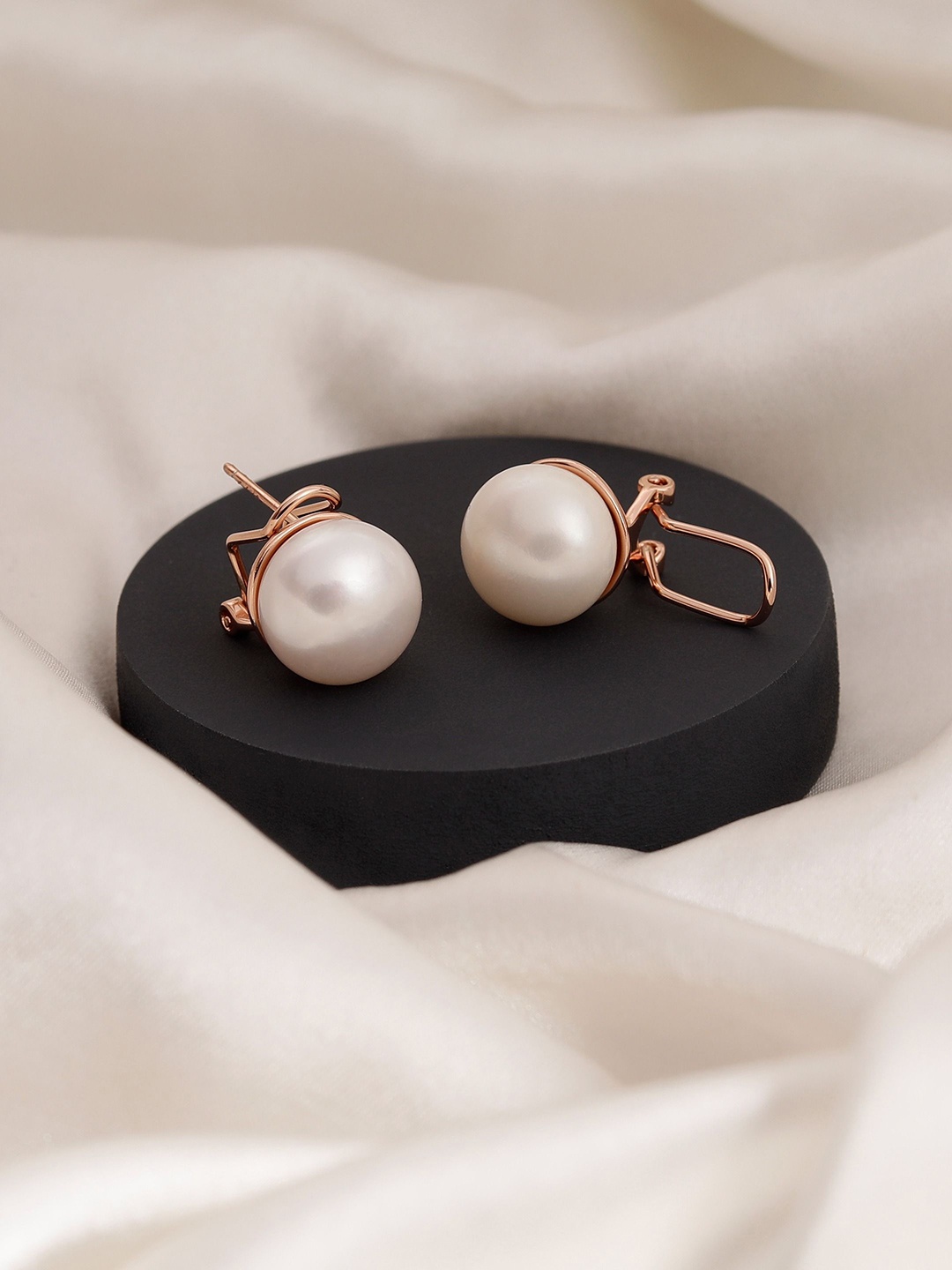 

DIAVO Contemporary Studs Earrings, Copper