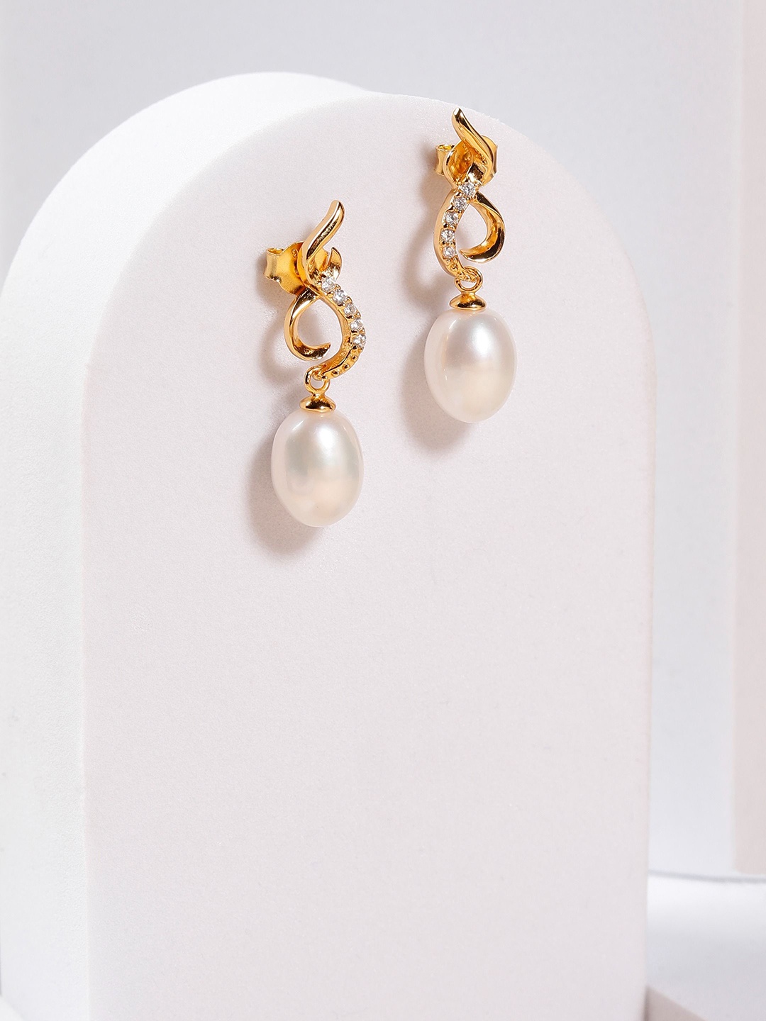

DIAVO Contemporary Drop Earrings, Gold