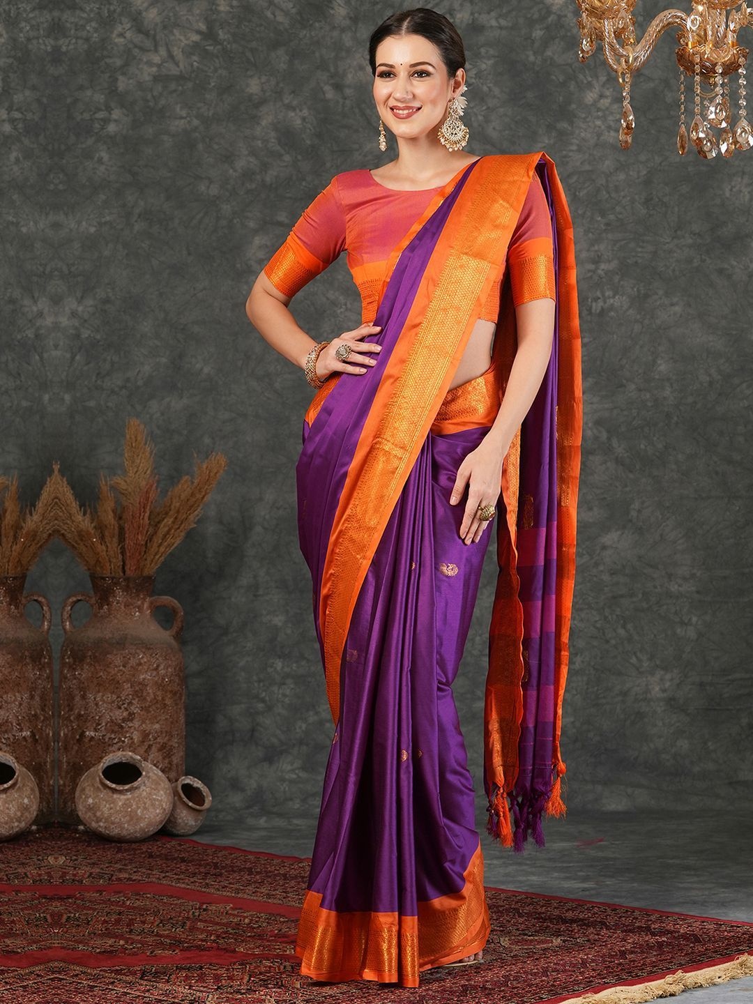 

DIVASTRI Woven Design Zari Silk Blend Banarasi Saree, Purple
