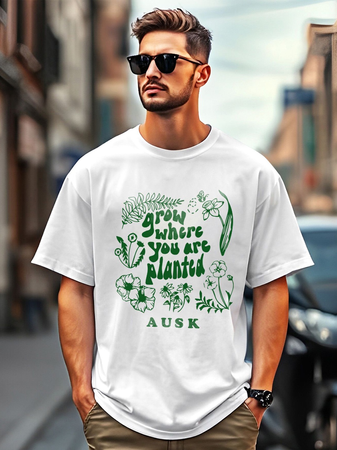 

AUSK Men Typography Printed Applique T-shirt, White