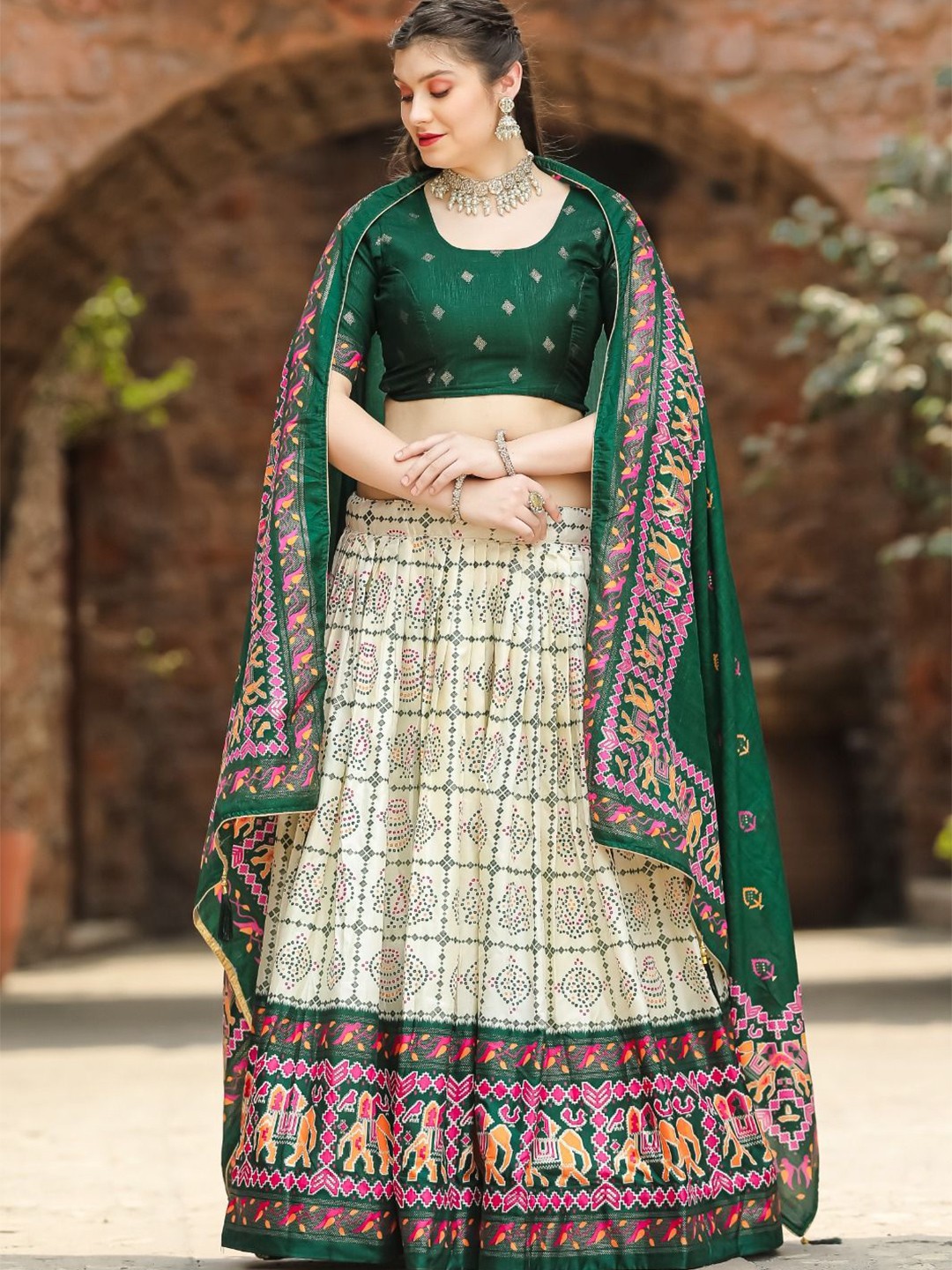 

RADHVI BIZ Printed Kalamkari Ready to Wear Lehenga & Unstitched Blouse With Dupatta, Green