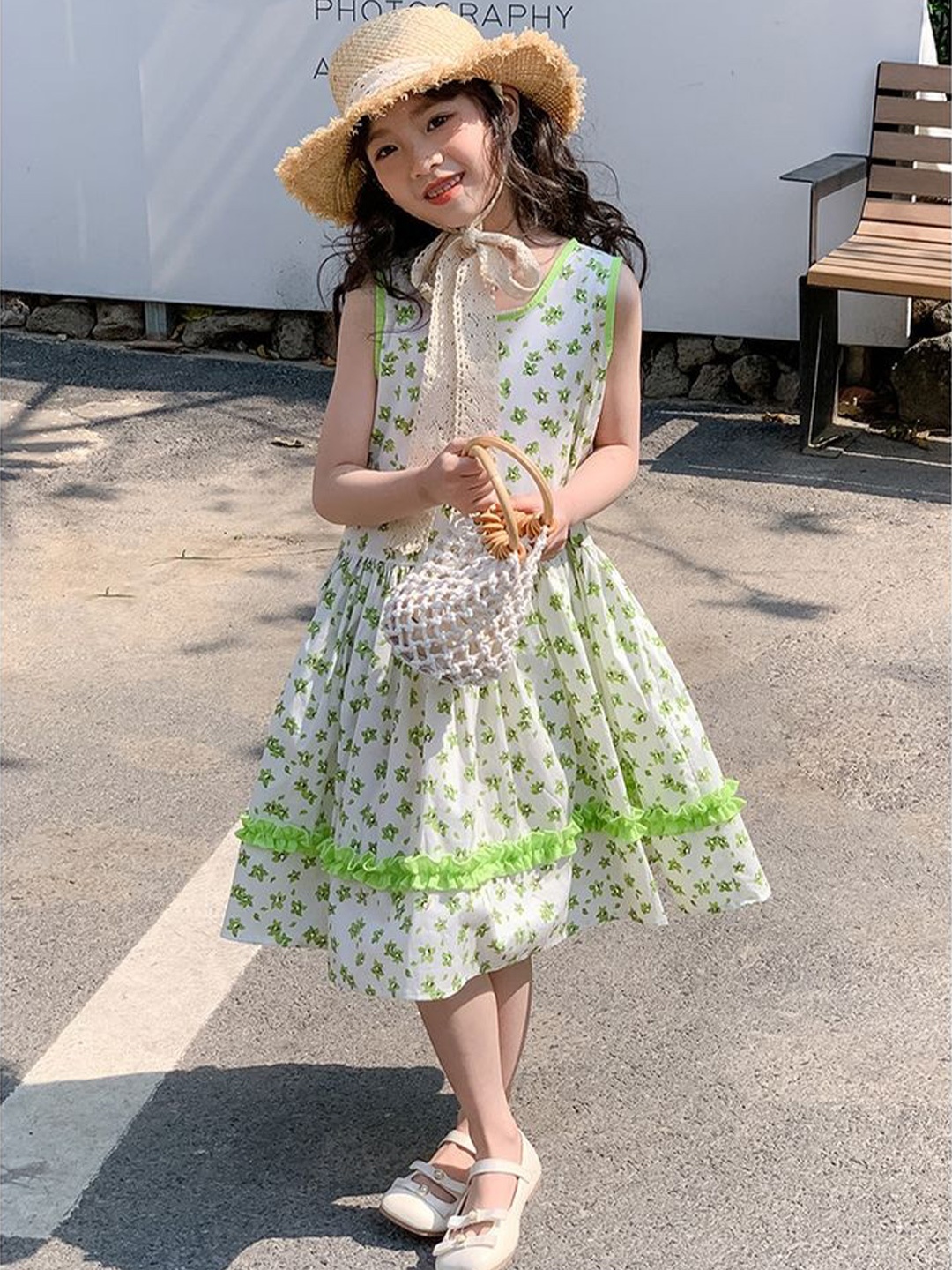 

LULU & SKY Floral Print Fit & Flare Dress, Green
