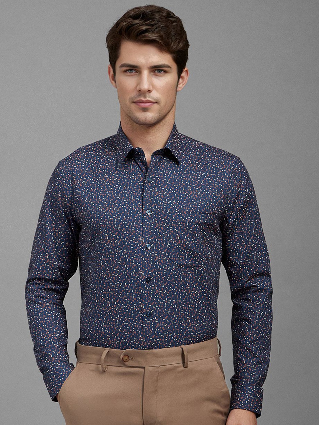 

Louis Philippe Men Slim Fit Floral Opaque Printed Formal Shirt, Navy blue